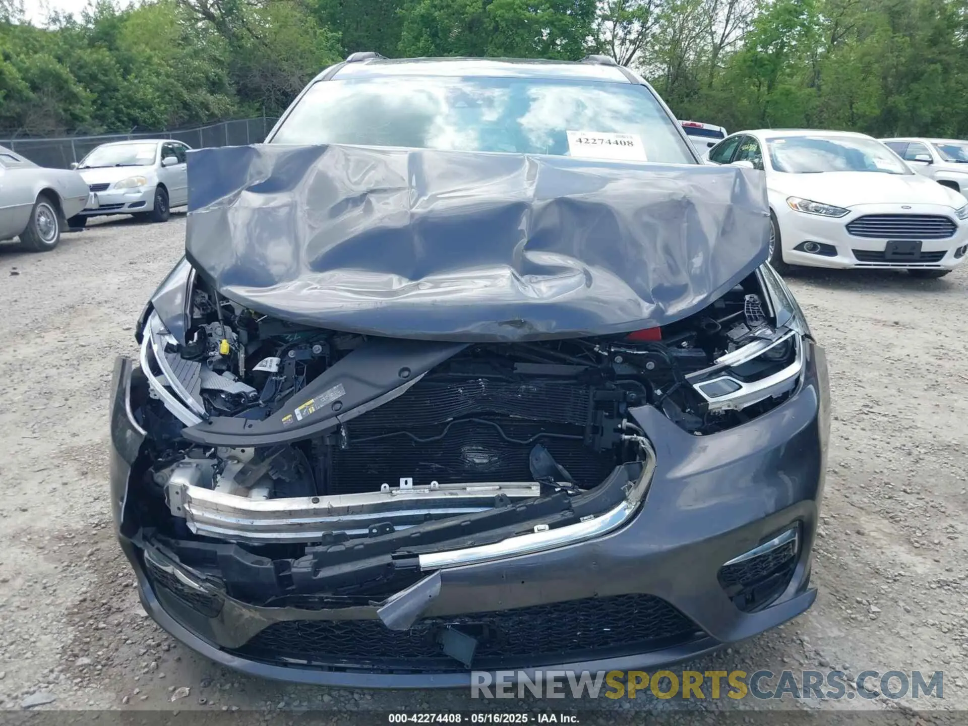 12 Photograph of a damaged car 2C4RC1BG2NR176124 CHRYSLER PACIFICA 2022