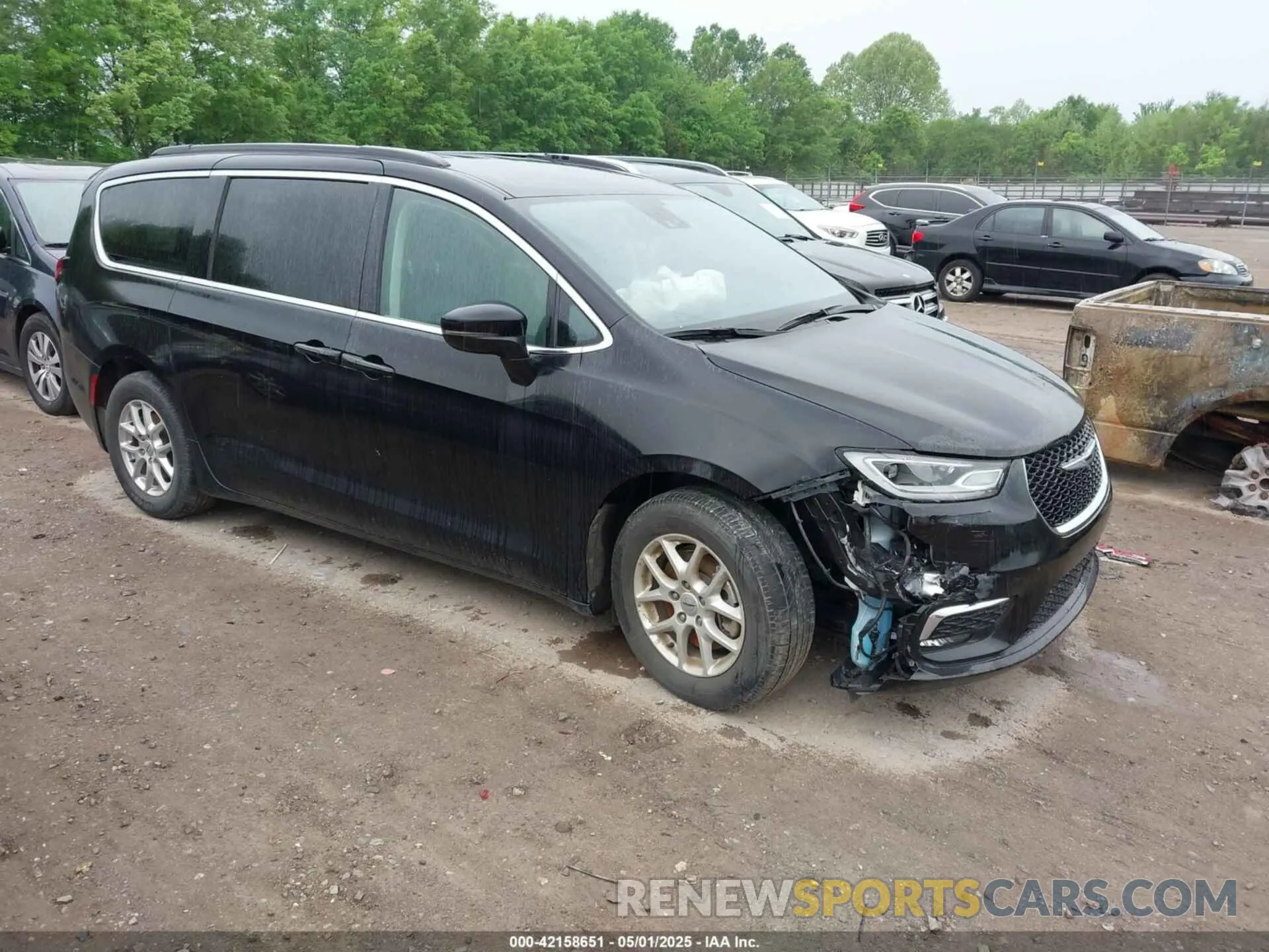 1 Photograph of a damaged car 2C4RC1BG3NR106311 CHRYSLER PACIFICA 2022