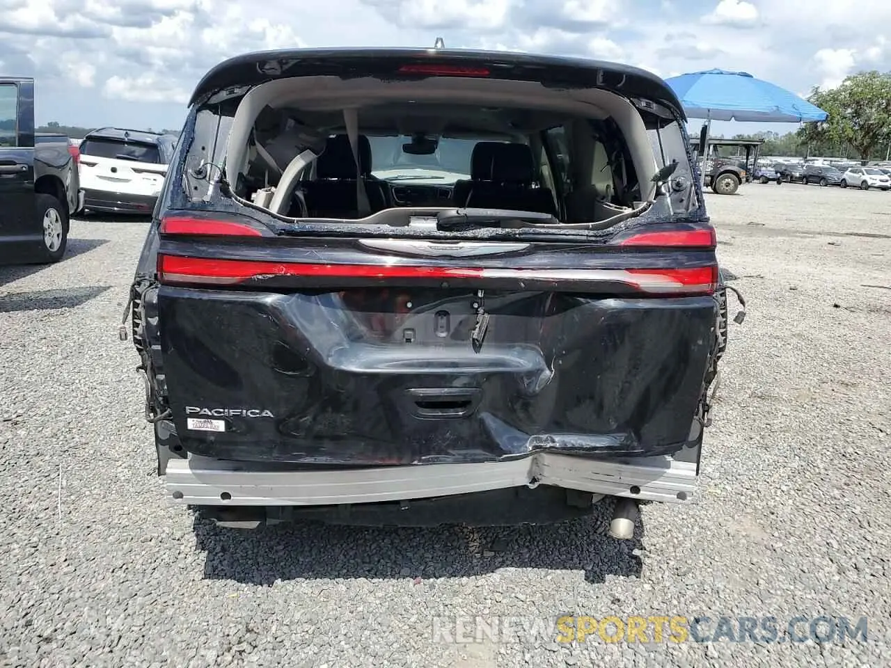 6 Photograph of a damaged car 2C4RC1BG3NR116904 CHRYSLER PACIFICA 2022