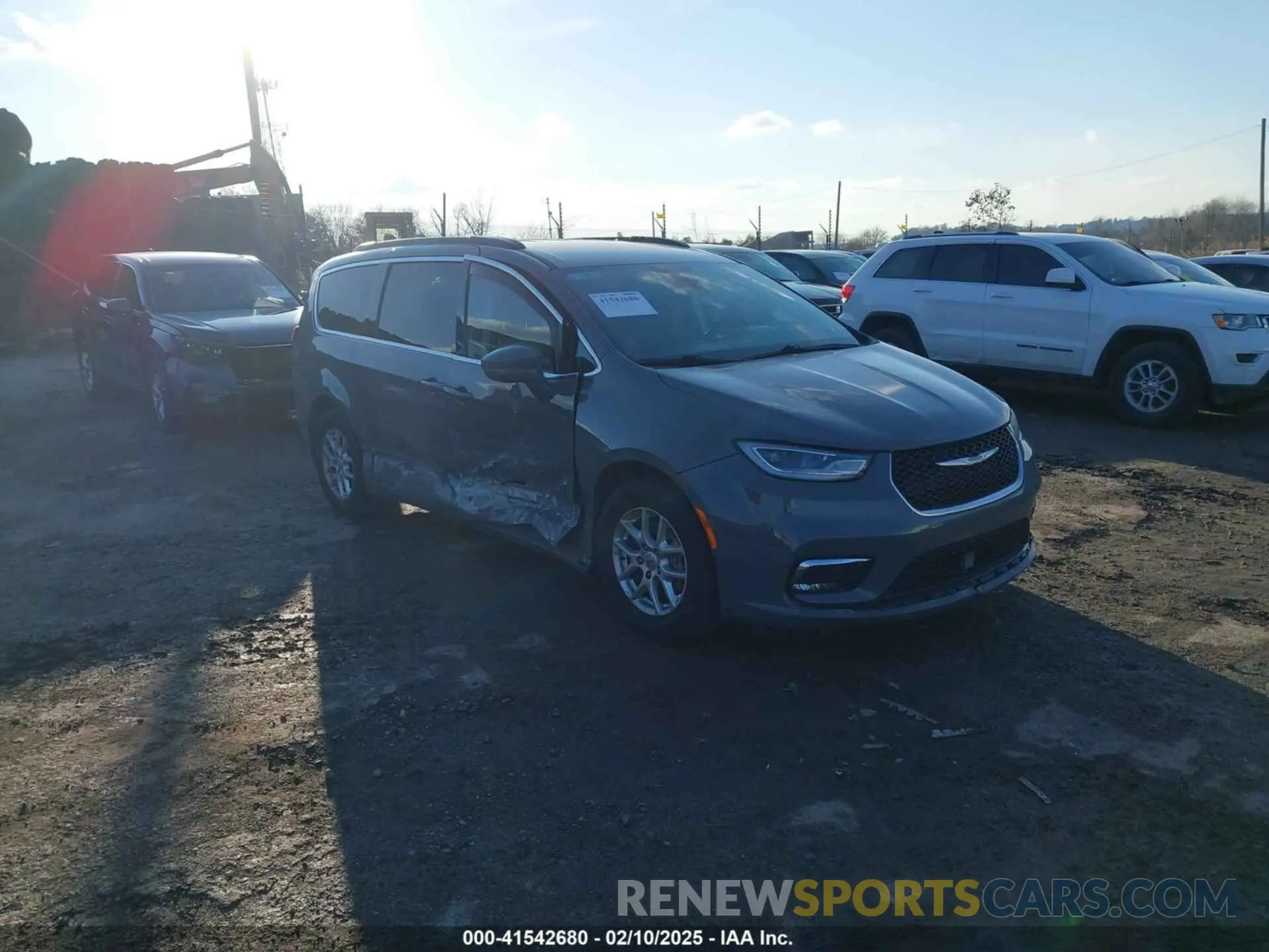 1 Photograph of a damaged car 2C4RC1BG3NR117213 CHRYSLER PACIFICA 2022