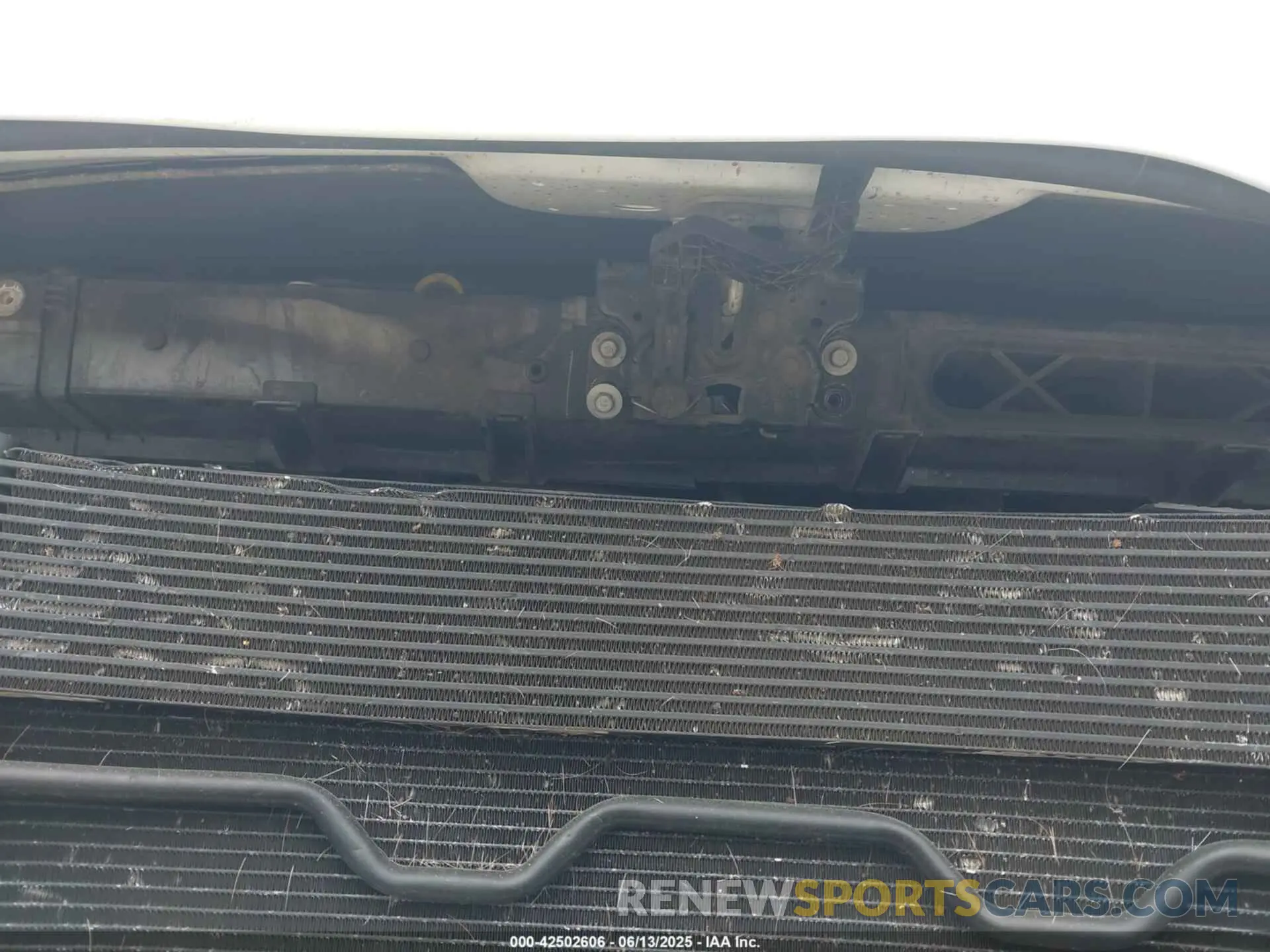20 Photograph of a damaged car 2C4RC1BG3NR117731 CHRYSLER PACIFICA 2022