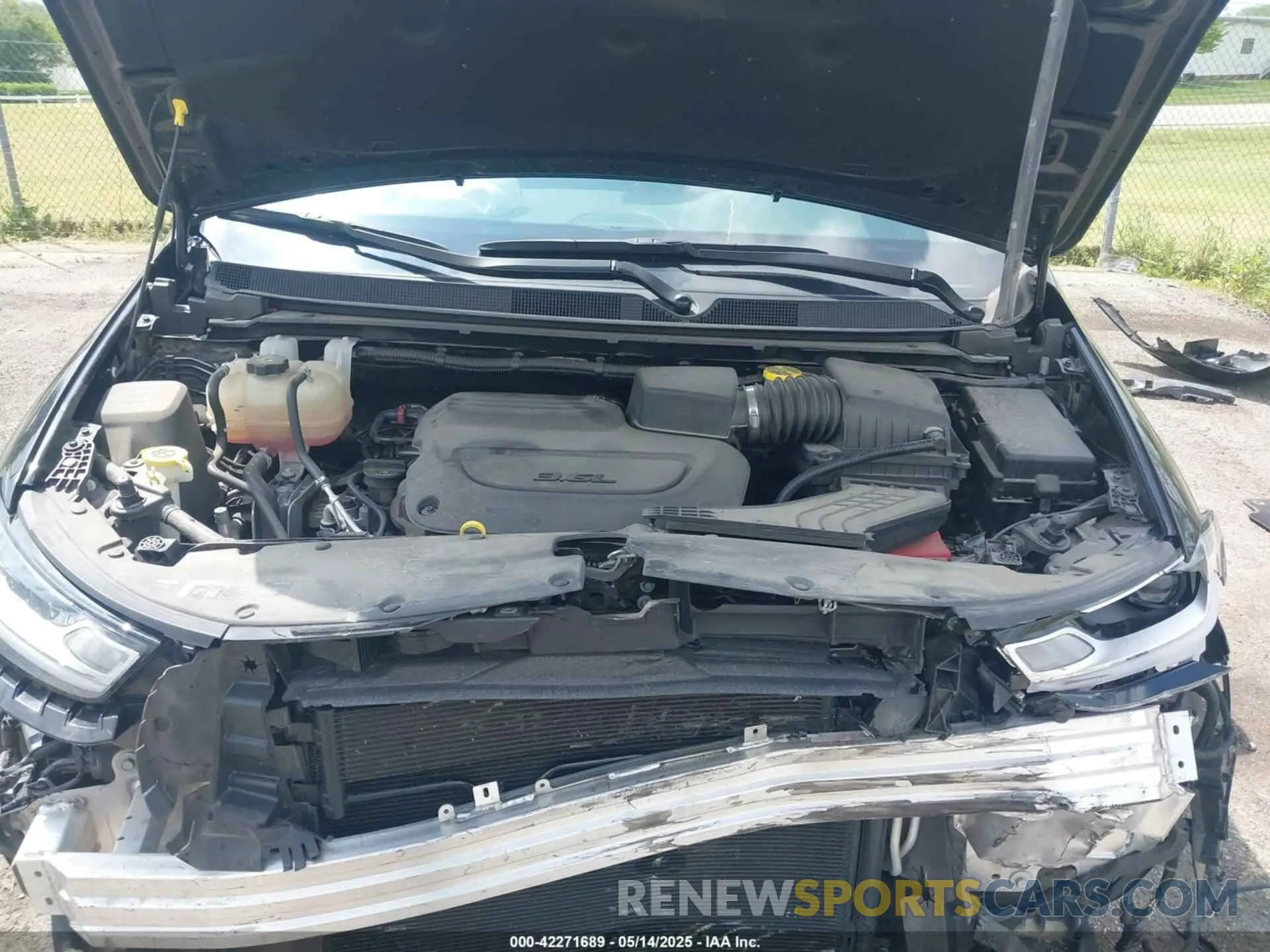 10 Photograph of a damaged car 2C4RC1BG3NR146081 CHRYSLER PACIFICA 2022