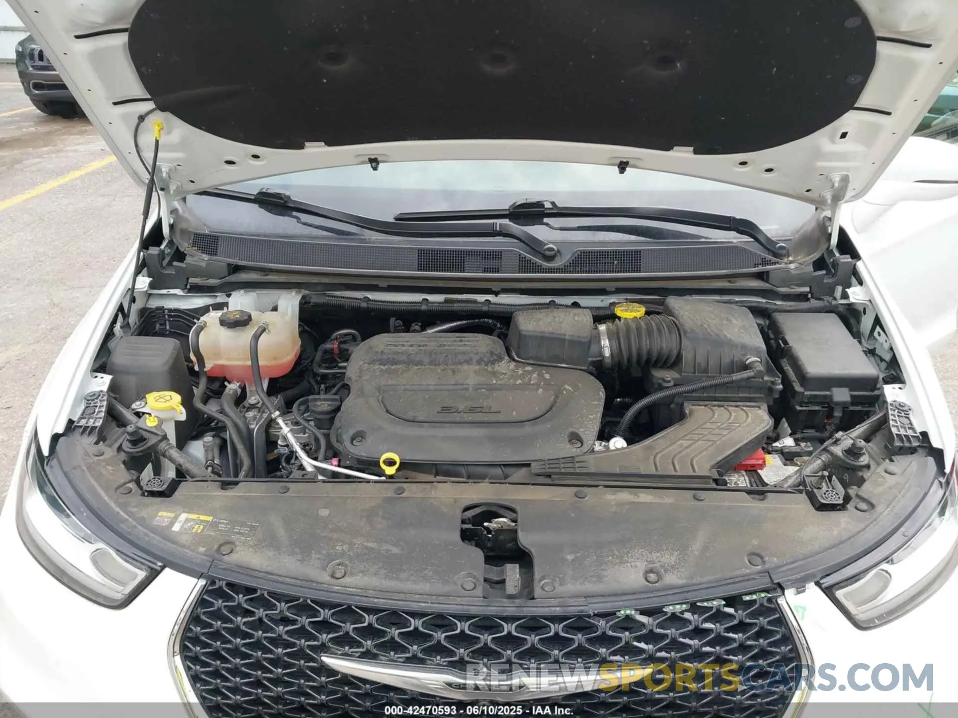 10 Photograph of a damaged car 2C4RC1BG3NR149675 CHRYSLER PACIFICA 2022
