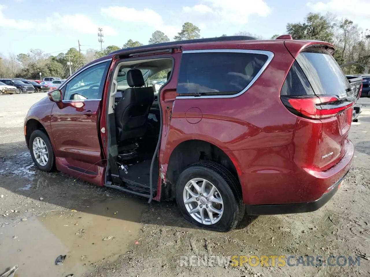2 Photograph of a damaged car 2C4RC1BG3NR166797 CHRYSLER PACIFICA 2022