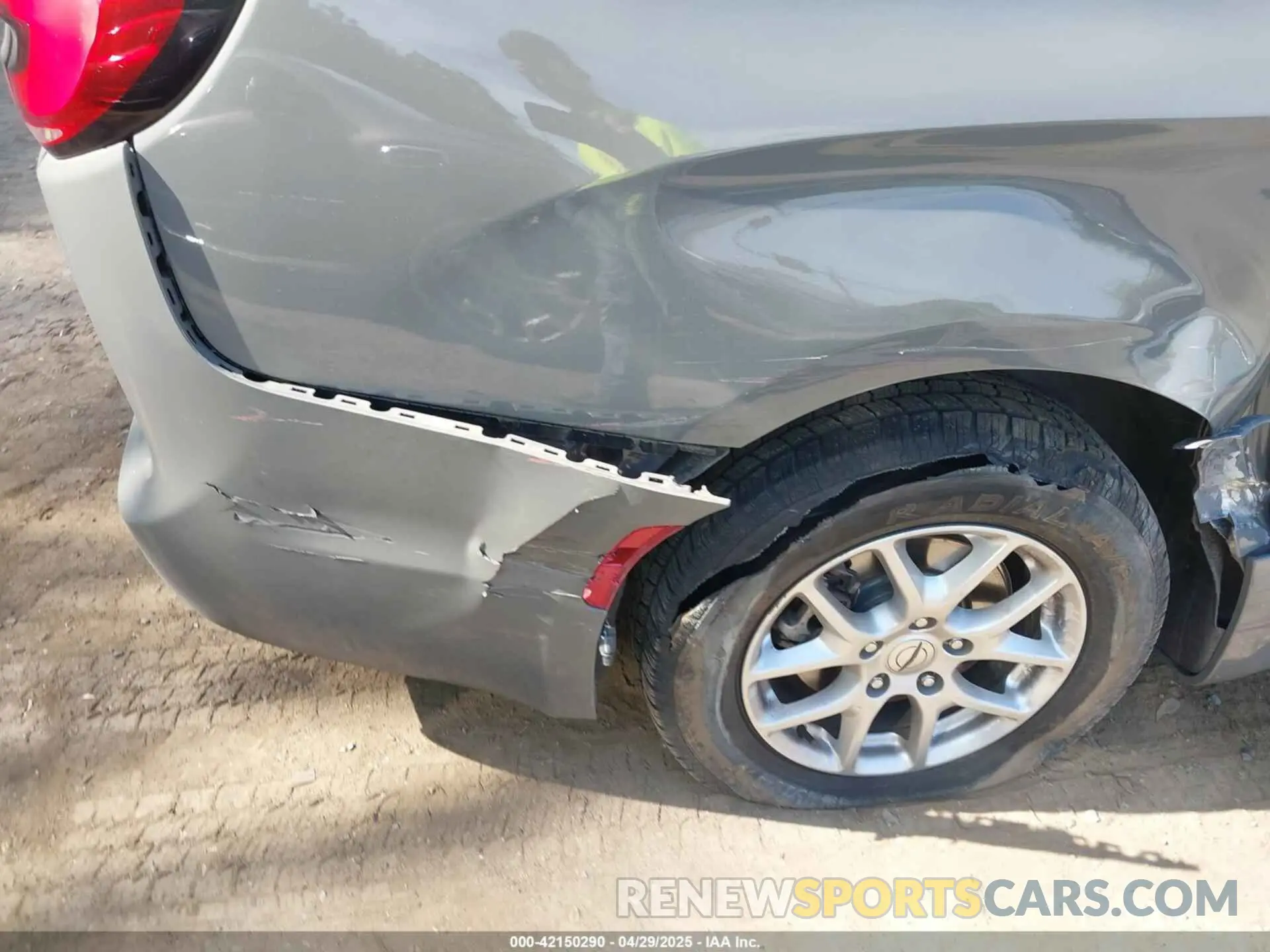 20 Photograph of a damaged car 2C4RC1BG3NR168565 CHRYSLER PACIFICA 2022