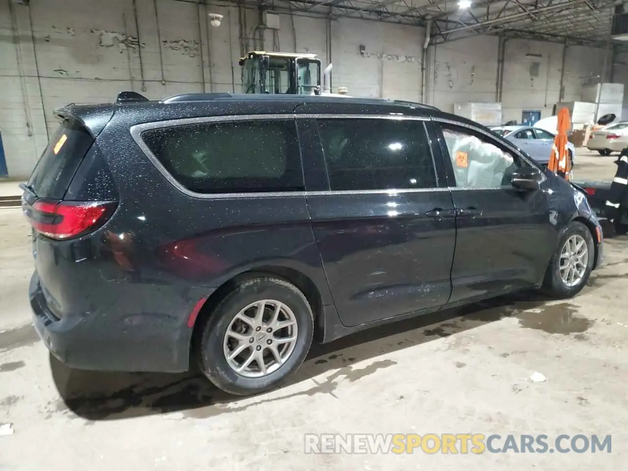 3 Photograph of a damaged car 2C4RC1BG3NR193398 CHRYSLER PACIFICA 2022