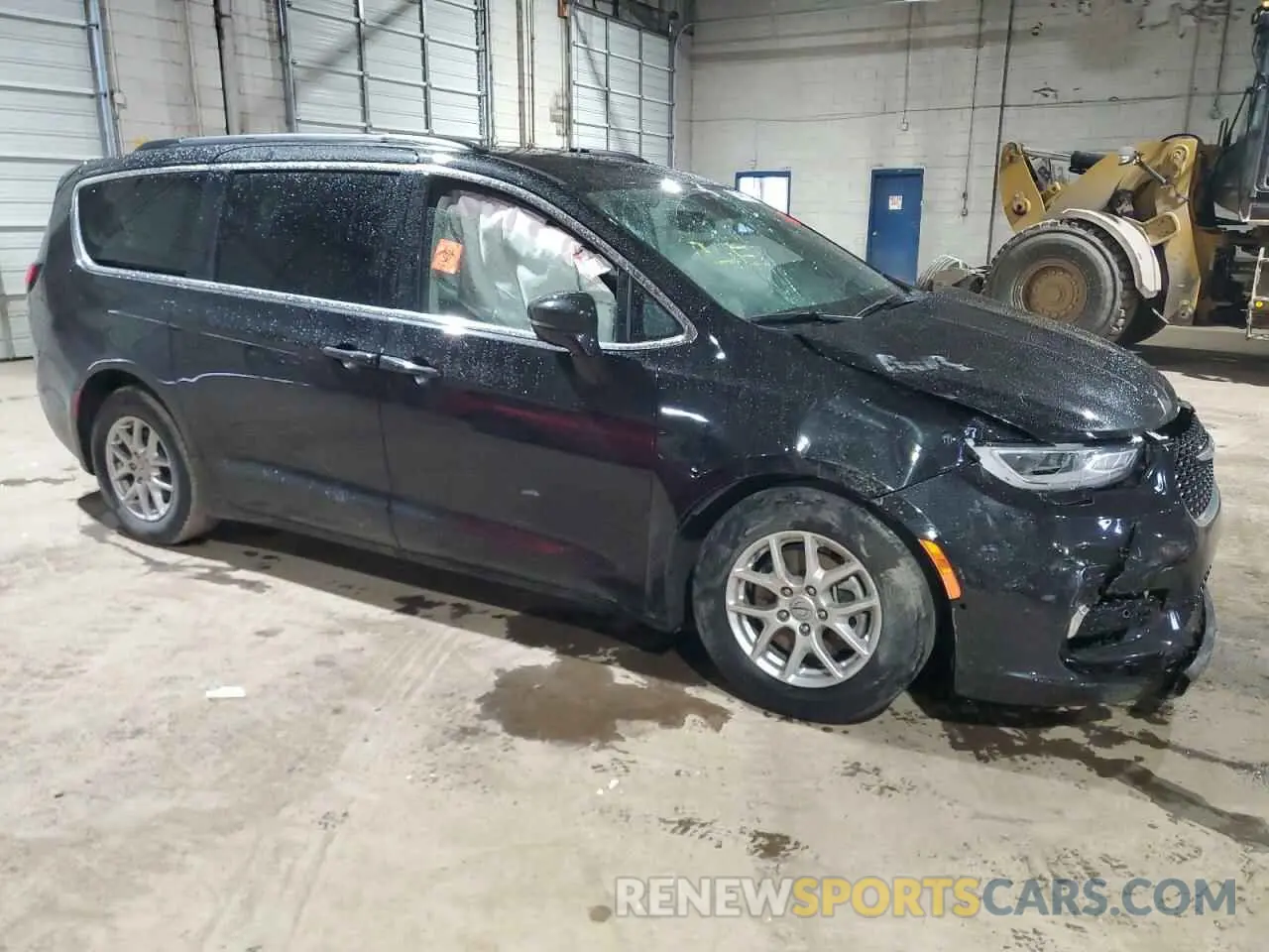 4 Photograph of a damaged car 2C4RC1BG3NR193398 CHRYSLER PACIFICA 2022