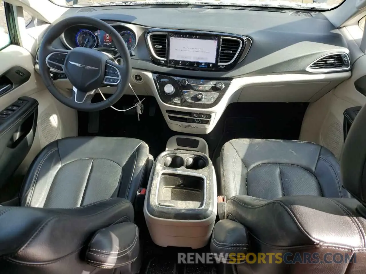 8 Photograph of a damaged car 2C4RC1BG4NR186394 CHRYSLER PACIFICA 2022