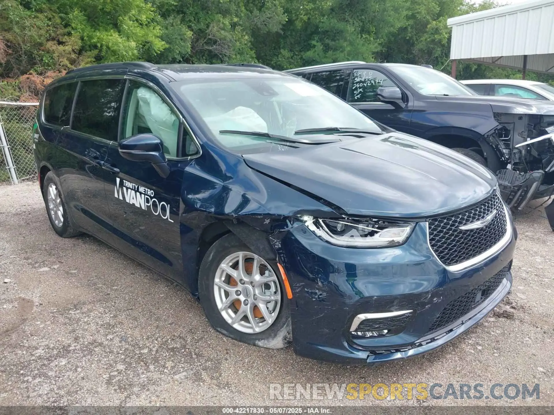 1 Photograph of a damaged car 2C4RC1BG4NR186458 CHRYSLER PACIFICA 2022
