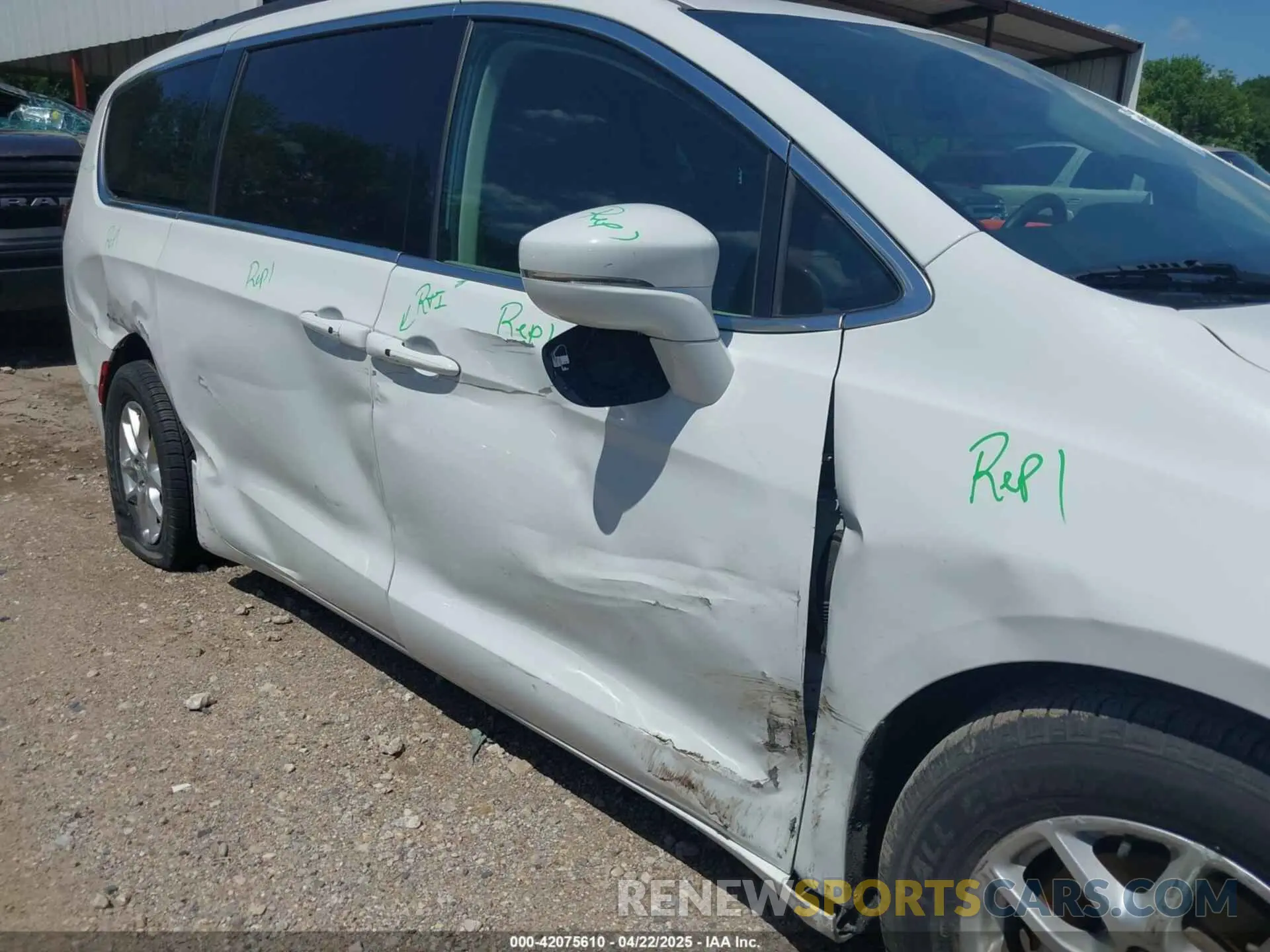 6 Photograph of a damaged car 2C4RC1BG4NR188999 CHRYSLER PACIFICA 2022