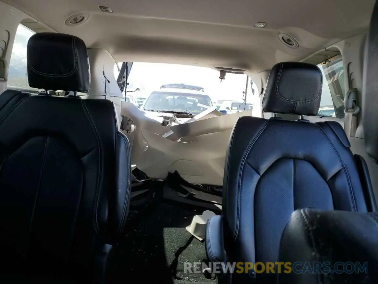 10 Photograph of a damaged car 2C4RC1BG5NR154120 CHRYSLER PACIFICA 2022