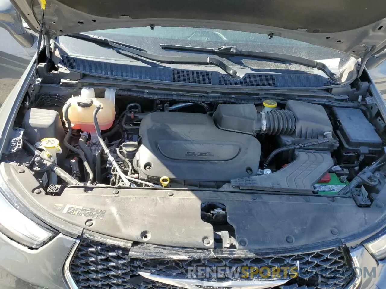 12 Photograph of a damaged car 2C4RC1BG5NR154120 CHRYSLER PACIFICA 2022