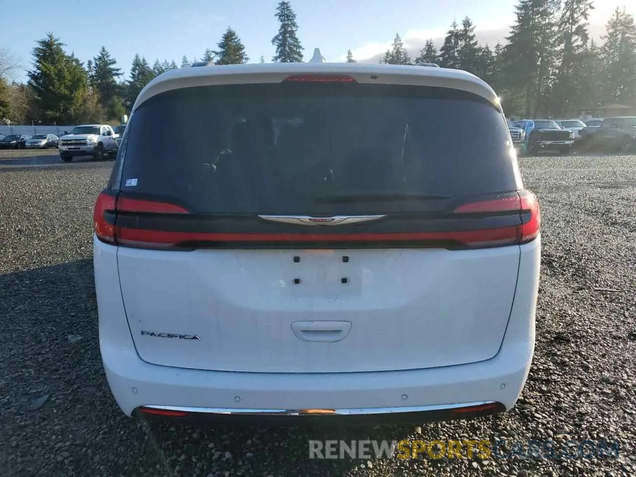 6 Photograph of a damaged car 2C4RC1BG5NR162752 CHRYSLER PACIFICA 2022