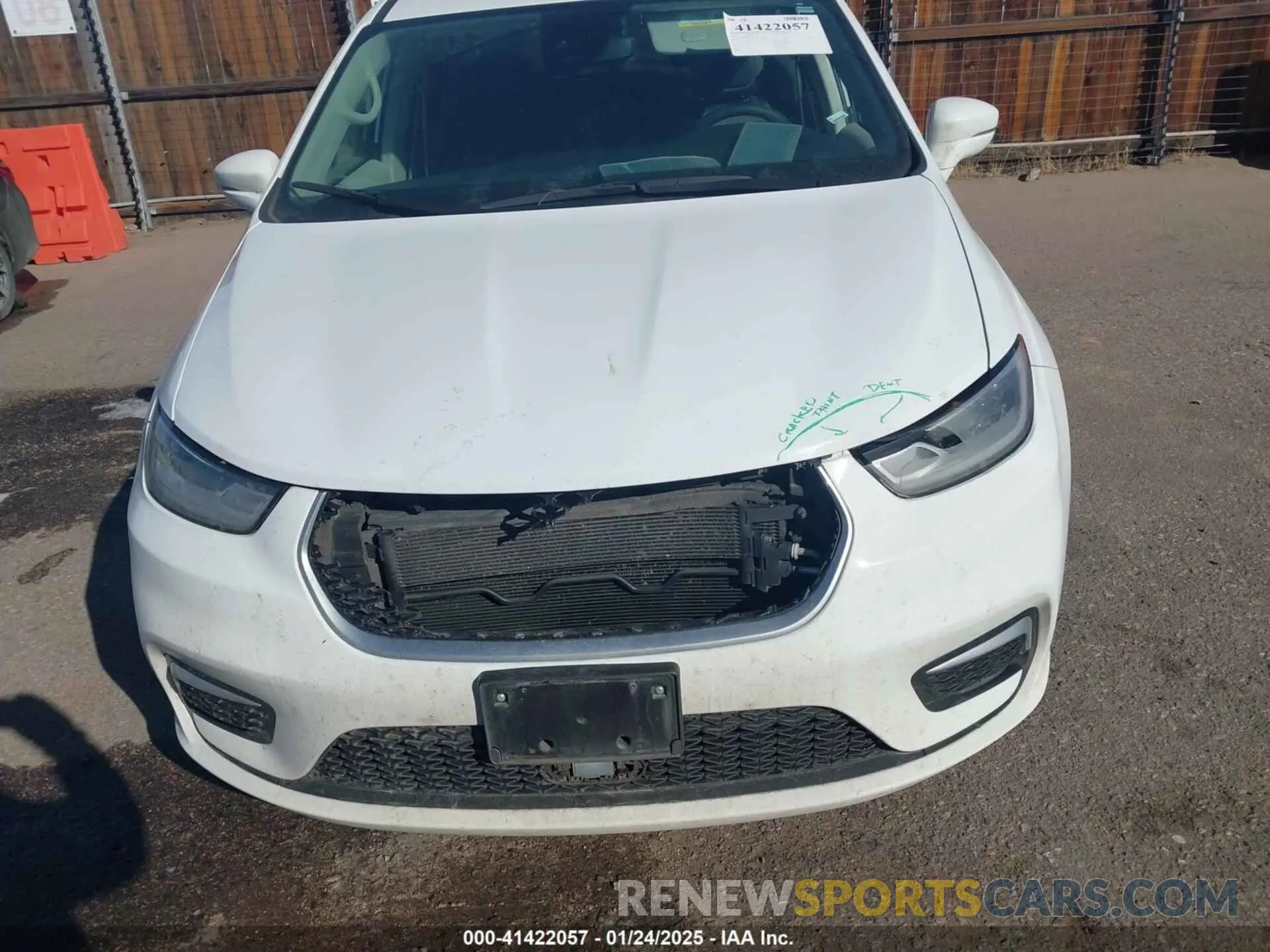 6 Photograph of a damaged car 2C4RC1BG5NR170186 CHRYSLER PACIFICA 2022