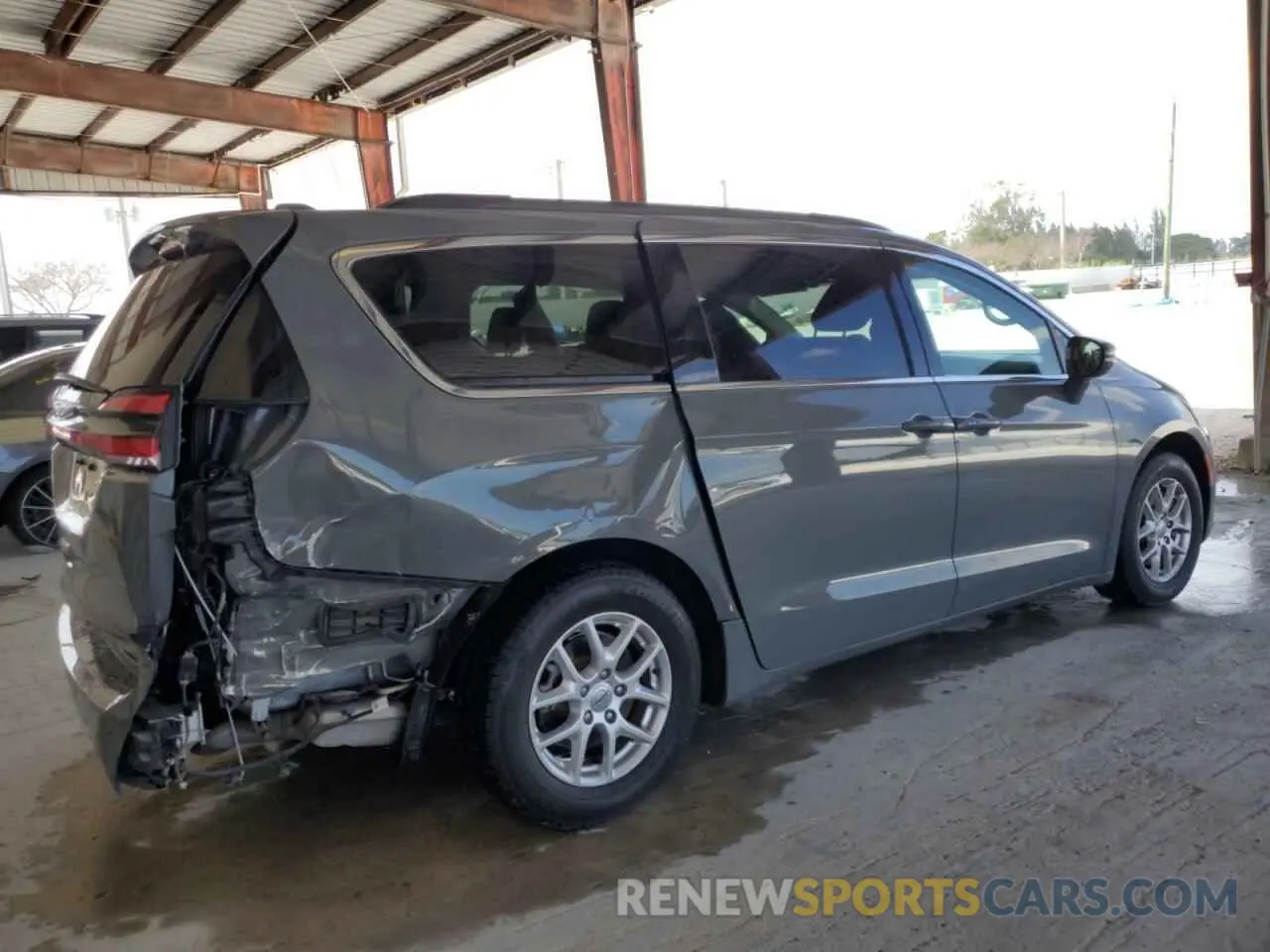 3 Photograph of a damaged car 2C4RC1BG6NR116038 CHRYSLER PACIFICA 2022
