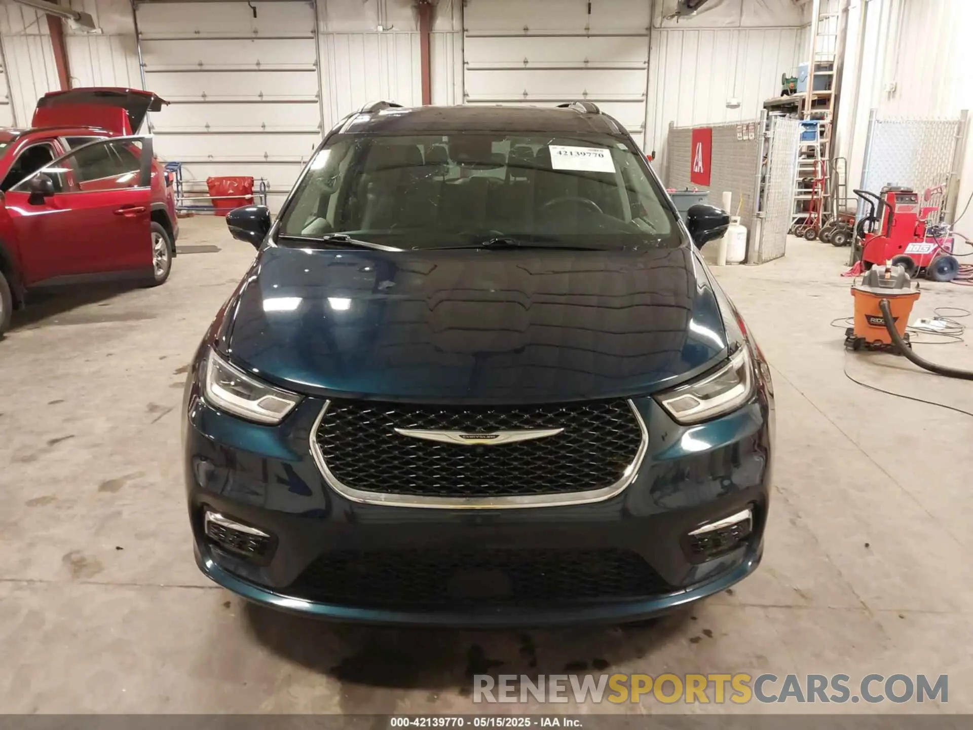 12 Photograph of a damaged car 2C4RC1BG6NR124723 CHRYSLER PACIFICA 2022
