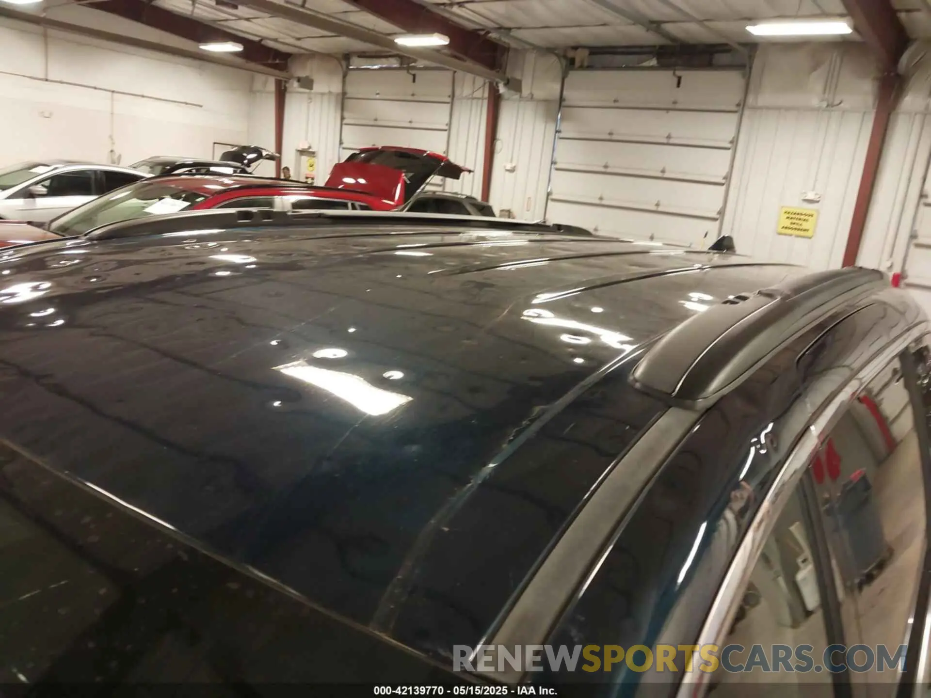 19 Photograph of a damaged car 2C4RC1BG6NR124723 CHRYSLER PACIFICA 2022
