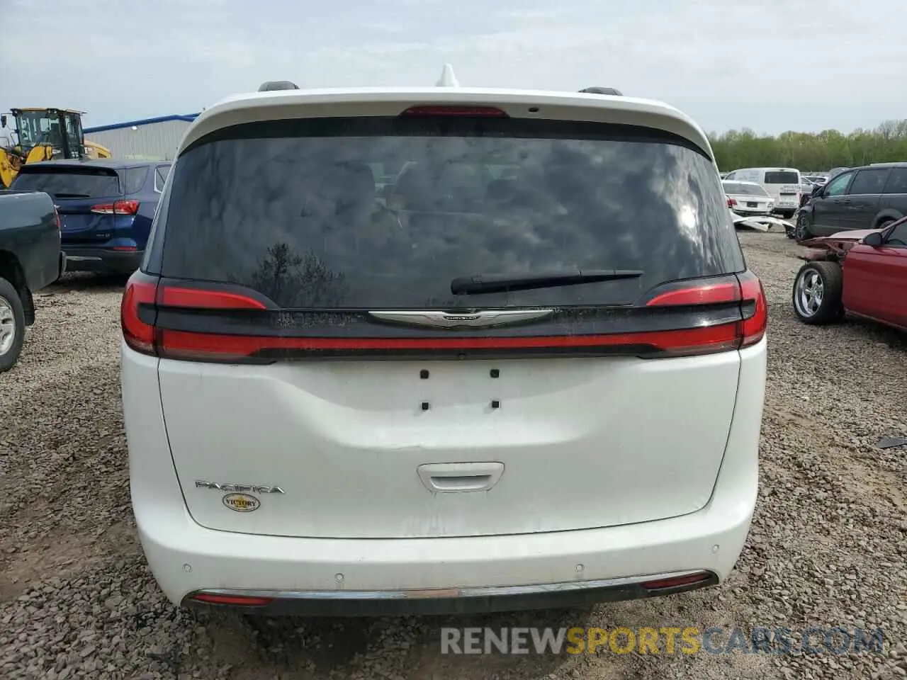 6 Photograph of a damaged car 2C4RC1BG6NR125810 CHRYSLER PACIFICA 2022