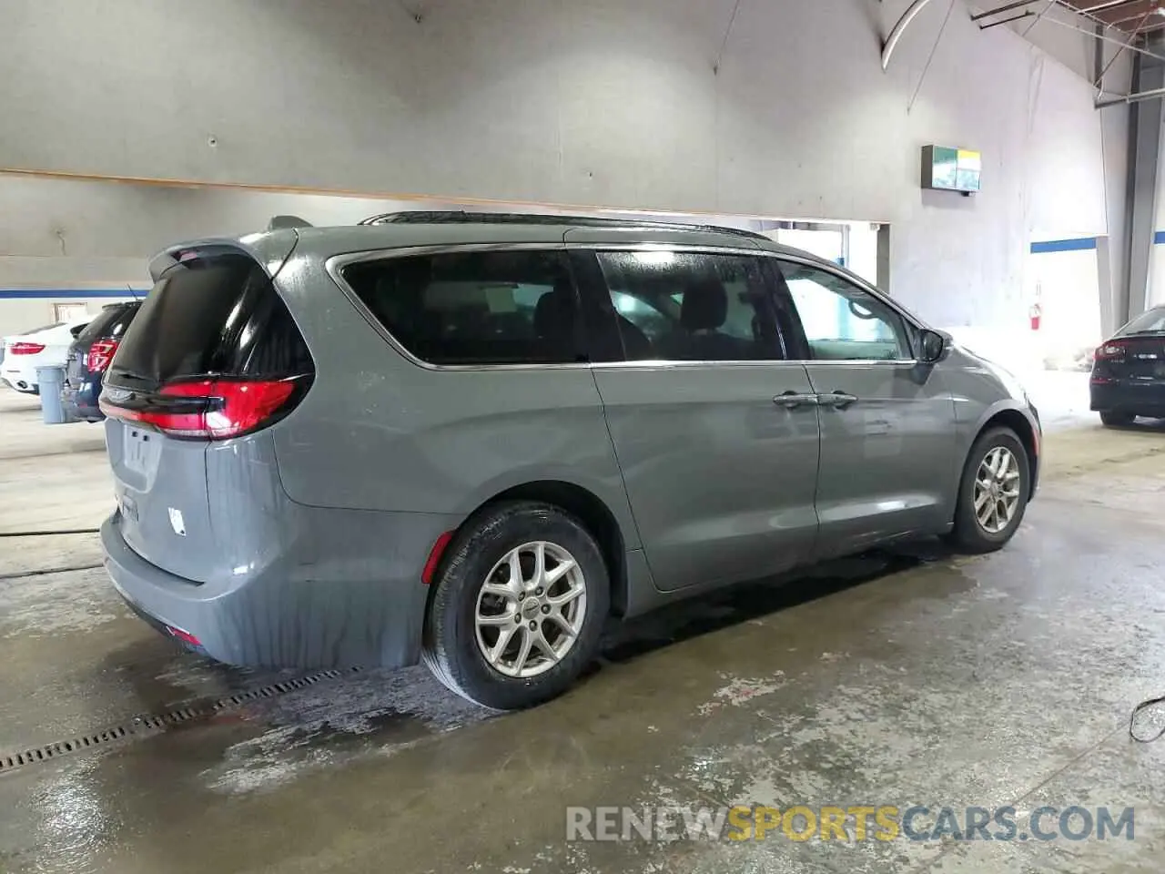3 Photograph of a damaged car 2C4RC1BG6NR218066 CHRYSLER PACIFICA 2022