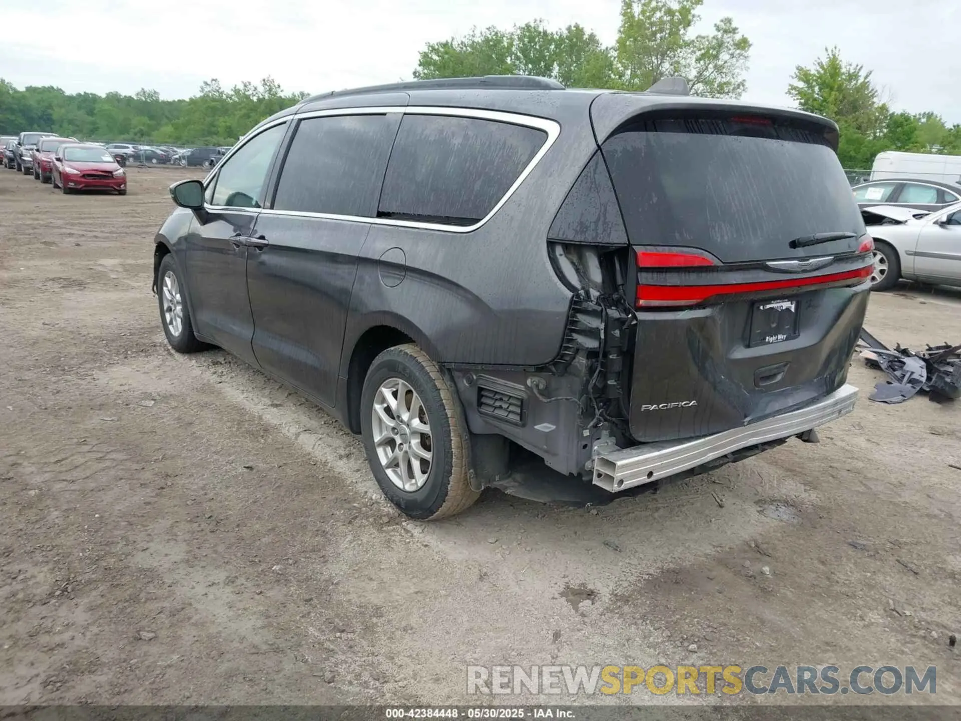 3 Photograph of a damaged car 2C4RC1BG7NR114024 CHRYSLER PACIFICA 2022