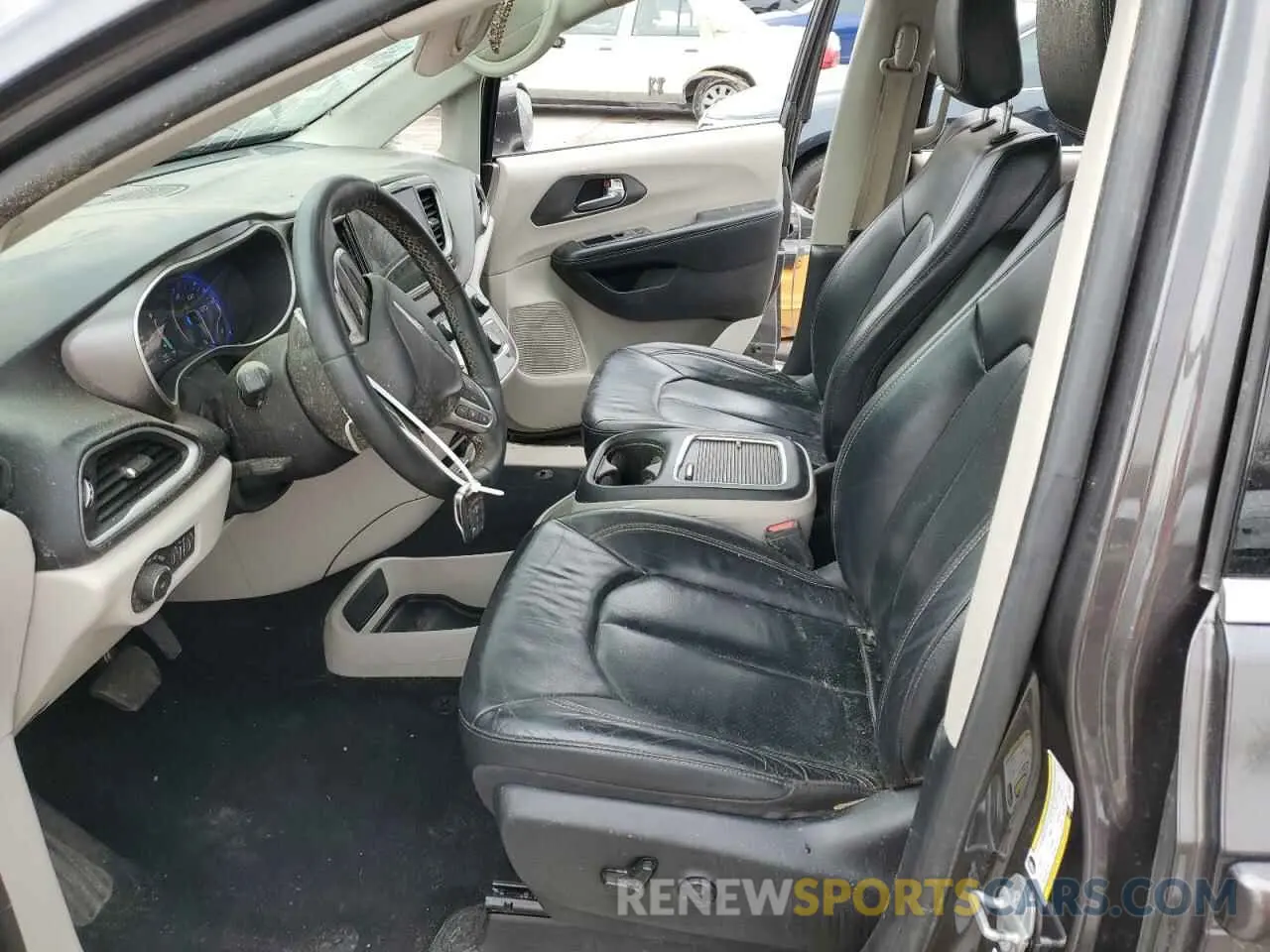 7 Photograph of a damaged car 2C4RC1BG8NR115800 CHRYSLER PACIFICA 2022