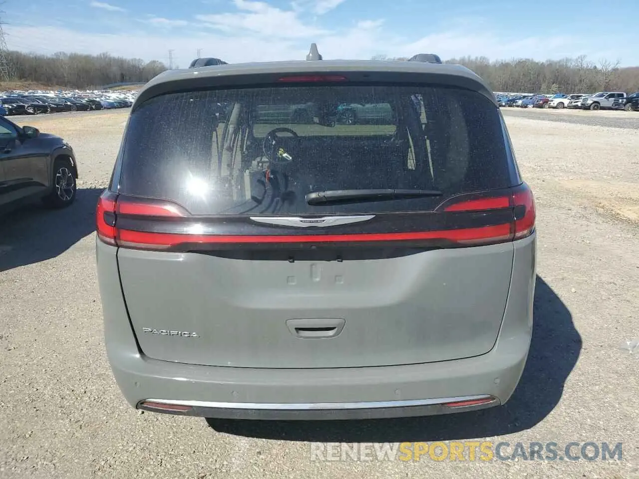 6 Photograph of a damaged car 2C4RC1BG8NR133262 CHRYSLER PACIFICA 2022