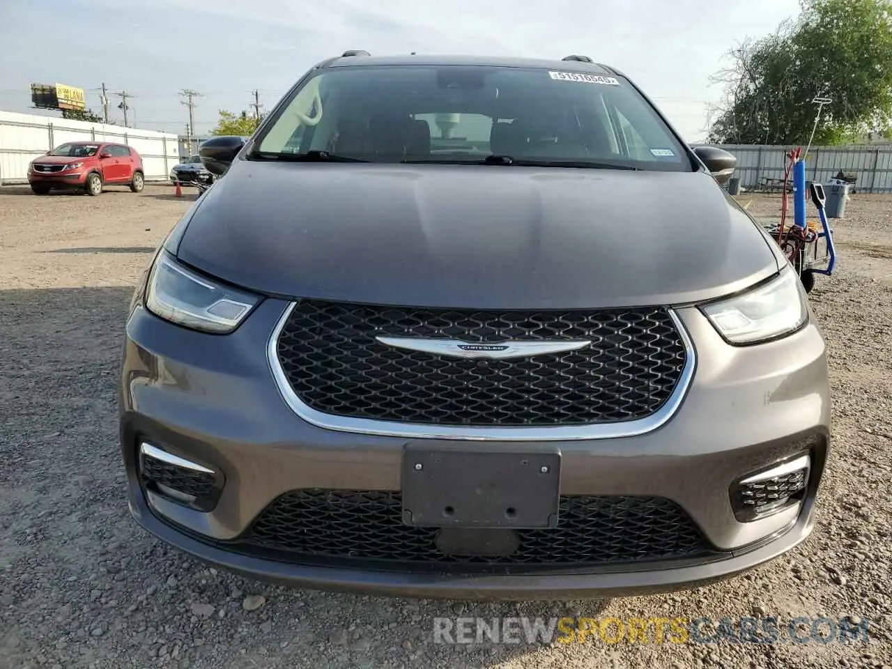 5 Photograph of a damaged car 2C4RC1BG8NR147548 CHRYSLER PACIFICA 2022