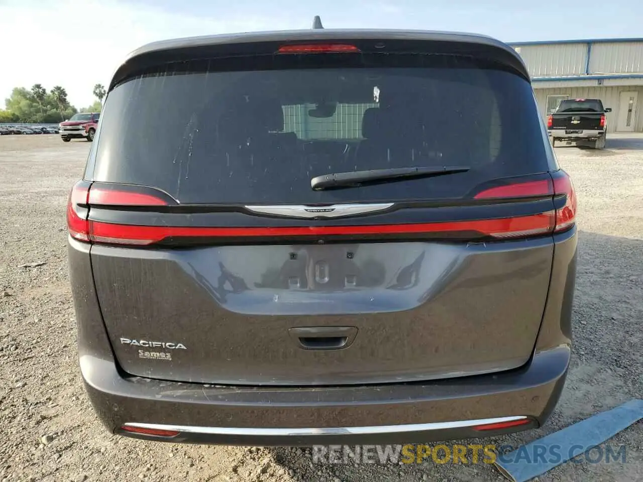 6 Photograph of a damaged car 2C4RC1BG8NR147548 CHRYSLER PACIFICA 2022