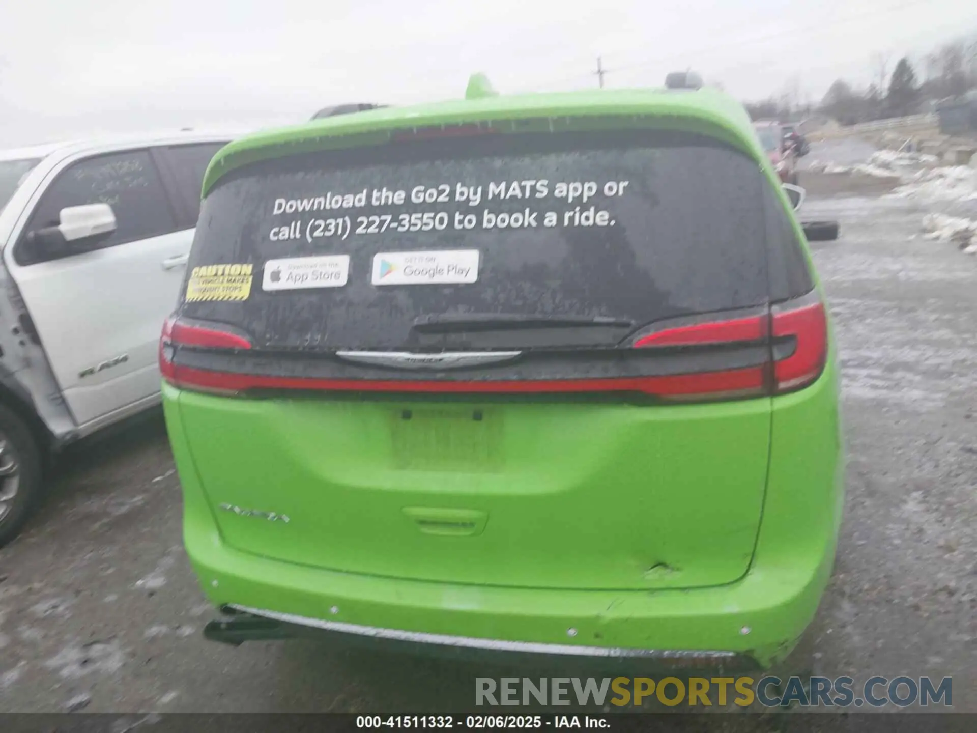 16 Photograph of a damaged car 2C4RC1BG8NR151793 CHRYSLER PACIFICA 2022