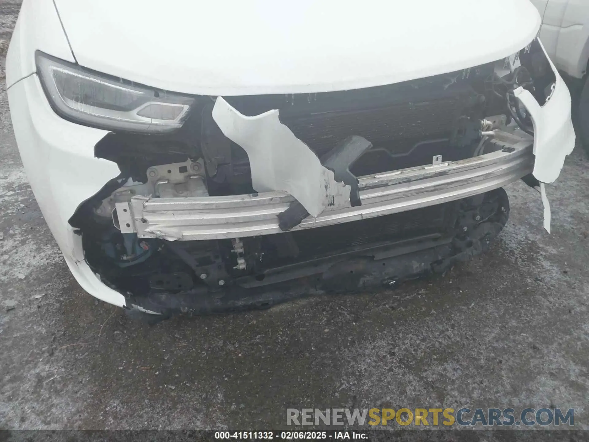 6 Photograph of a damaged car 2C4RC1BG8NR151793 CHRYSLER PACIFICA 2022