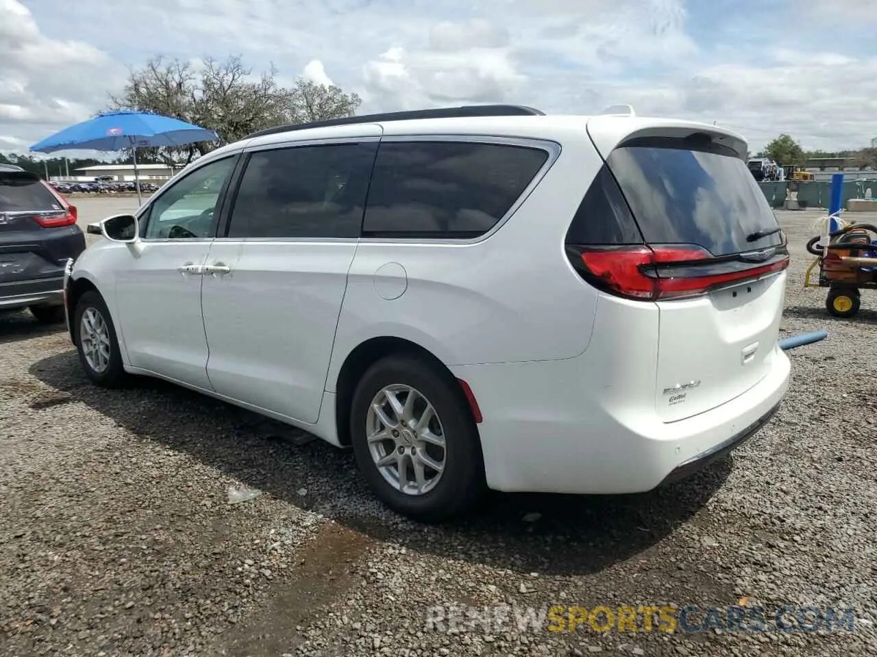 2 Photograph of a damaged car 2C4RC1BG8NR158498 CHRYSLER PACIFICA 2022