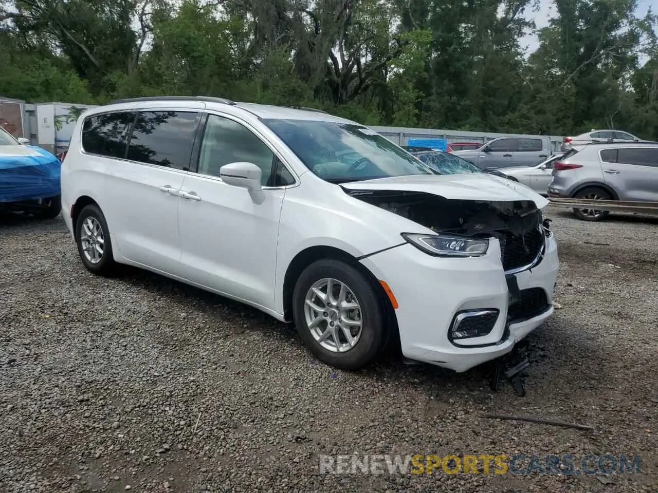 4 Photograph of a damaged car 2C4RC1BG8NR158498 CHRYSLER PACIFICA 2022