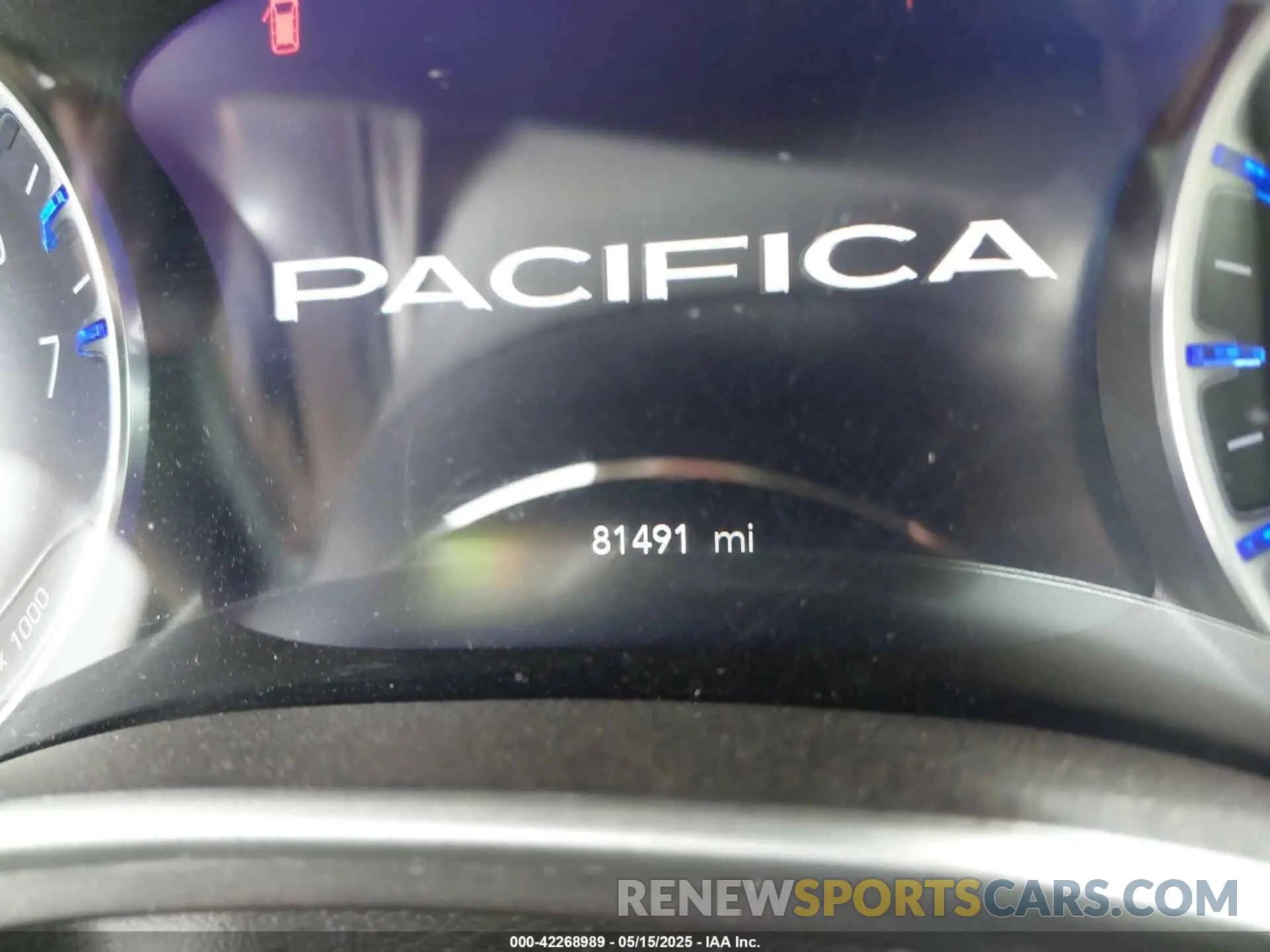 7 Photograph of a damaged car 2C4RC1BG8NR168514 CHRYSLER PACIFICA 2022