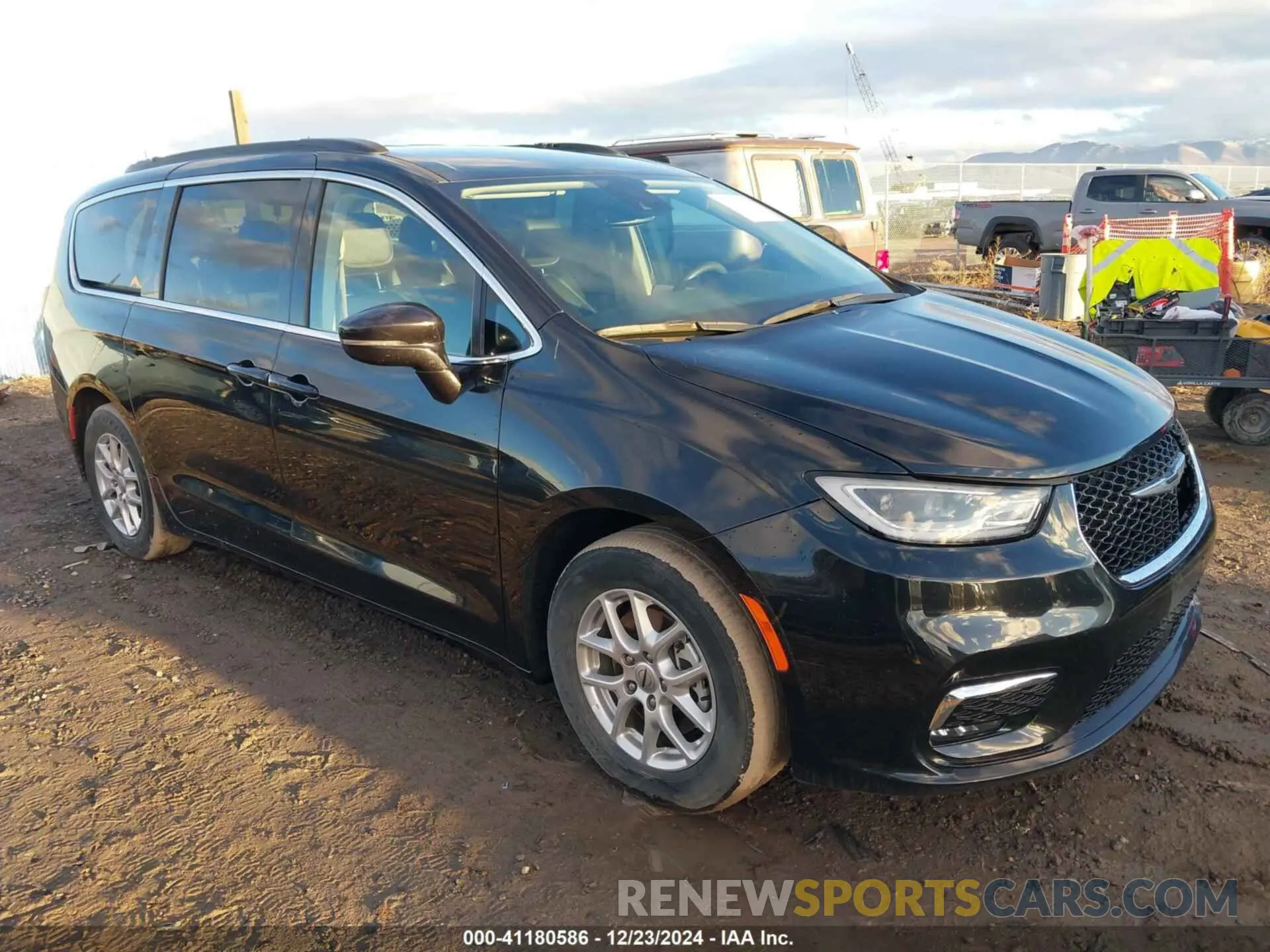 1 Photograph of a damaged car 2C4RC1BG9NR191834 CHRYSLER PACIFICA 2022