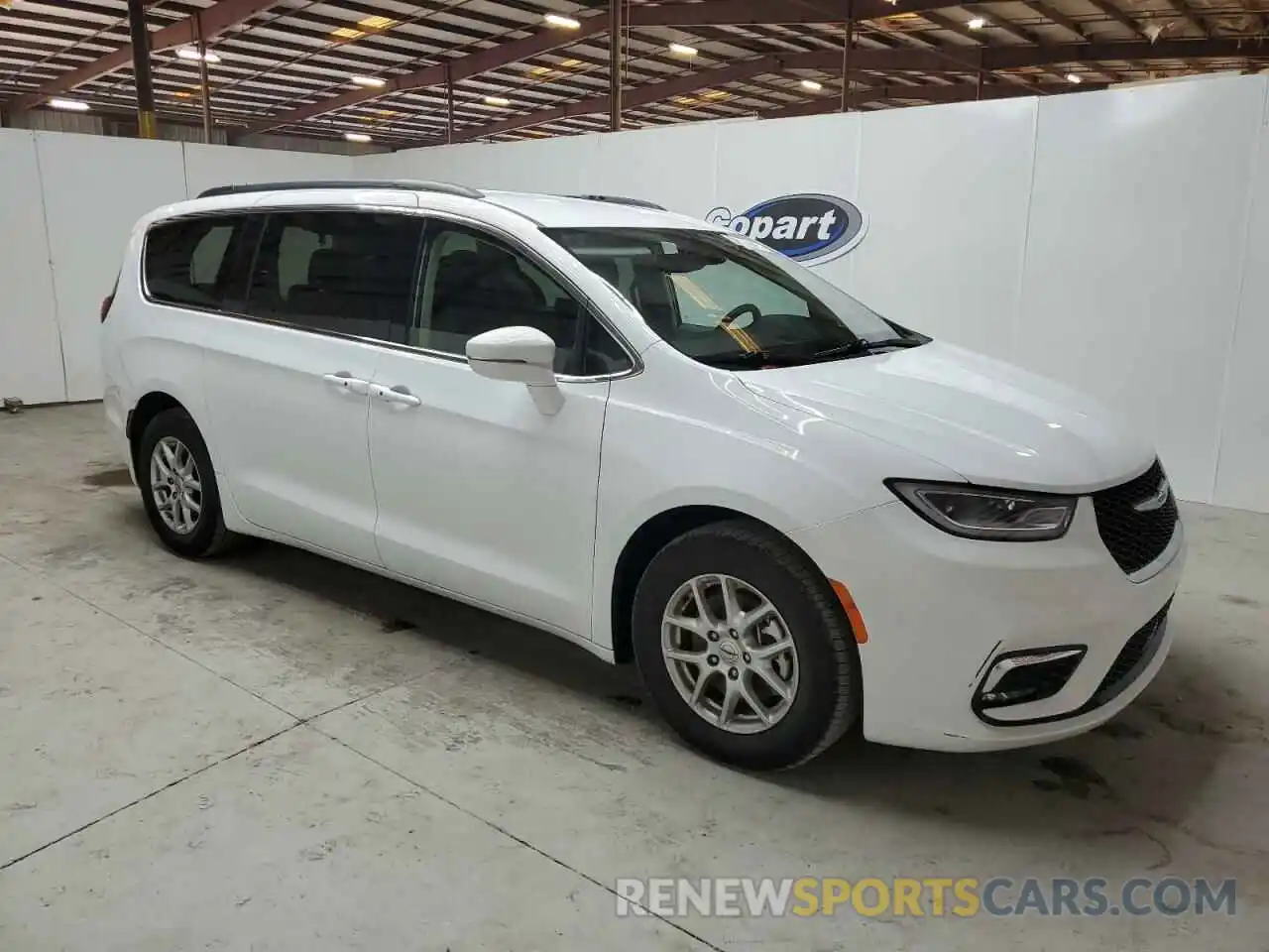 4 Photograph of a damaged car 2C4RC1BG9NR194863 CHRYSLER PACIFICA 2022