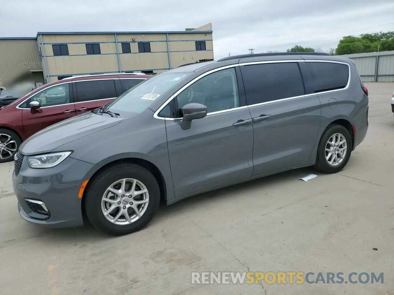 1 Photograph of a damaged car 2C4RC1BG9NR213072 CHRYSLER PACIFICA 2022