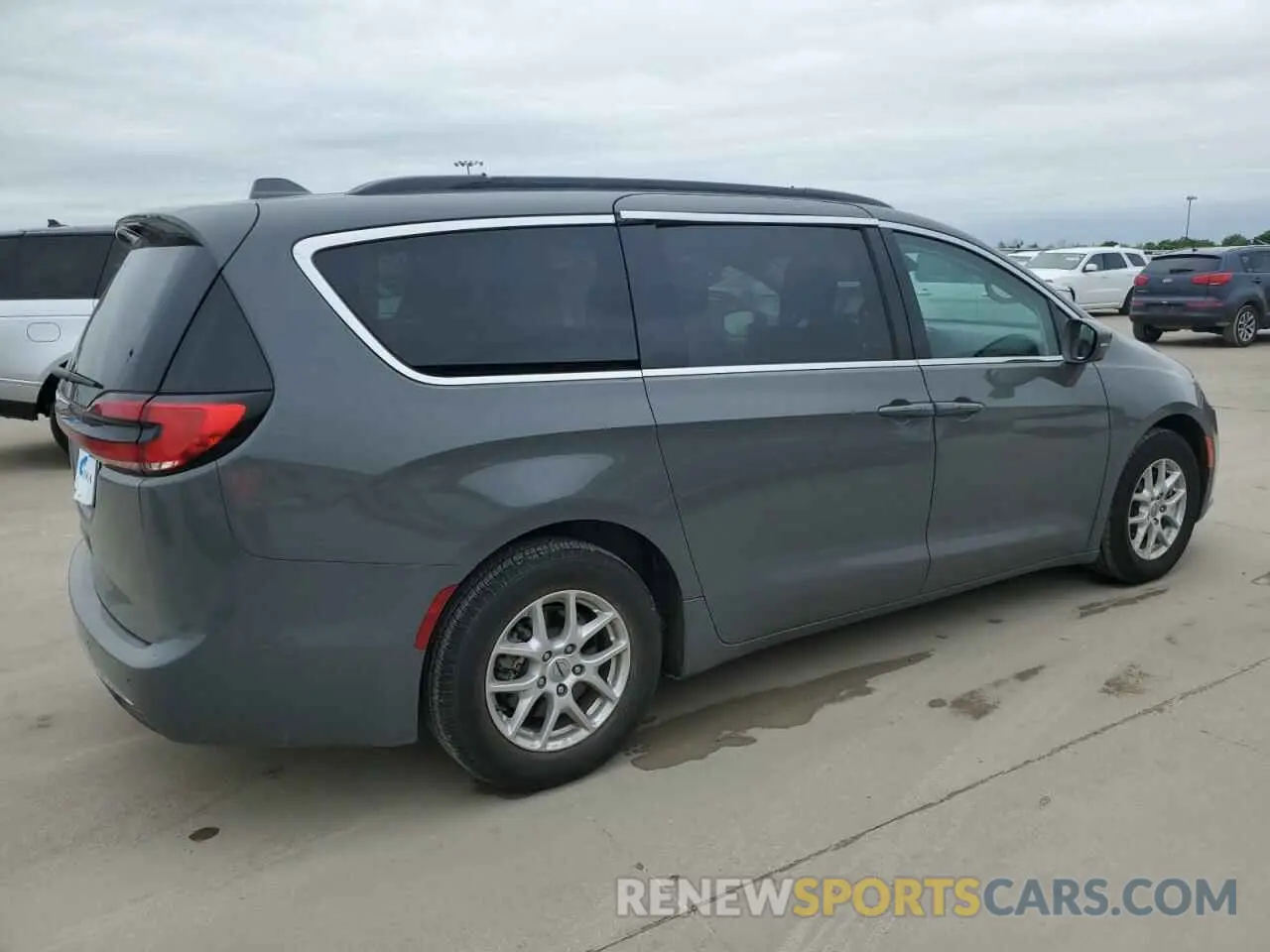 3 Photograph of a damaged car 2C4RC1BG9NR213072 CHRYSLER PACIFICA 2022