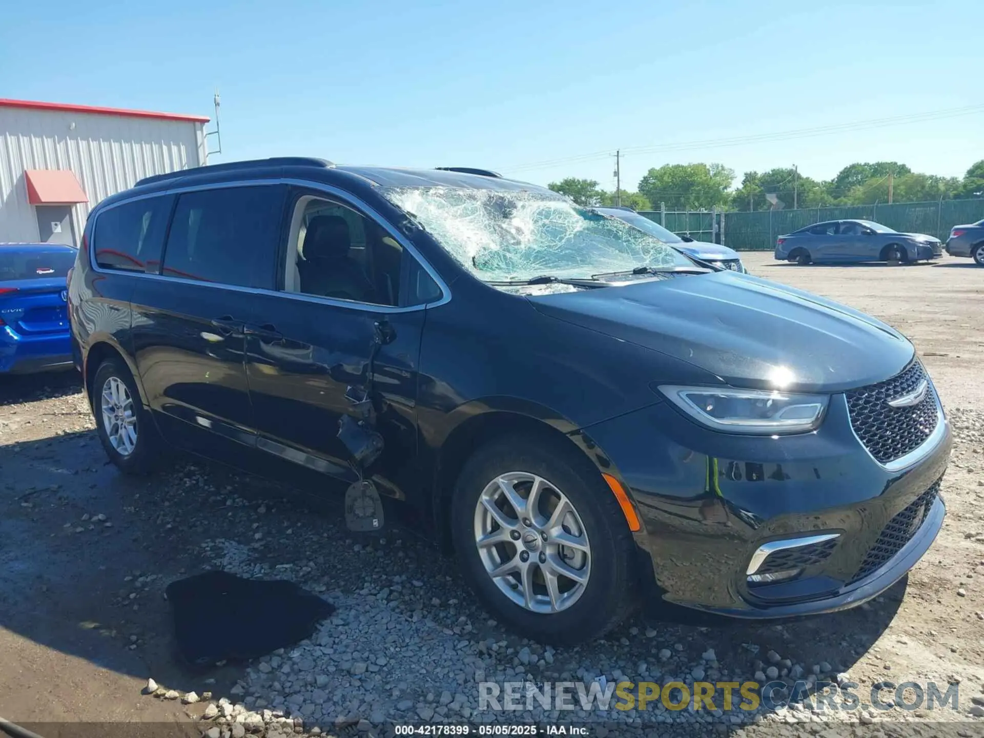 1 Photograph of a damaged car 2C4RC1BGXNR142495 CHRYSLER PACIFICA 2022