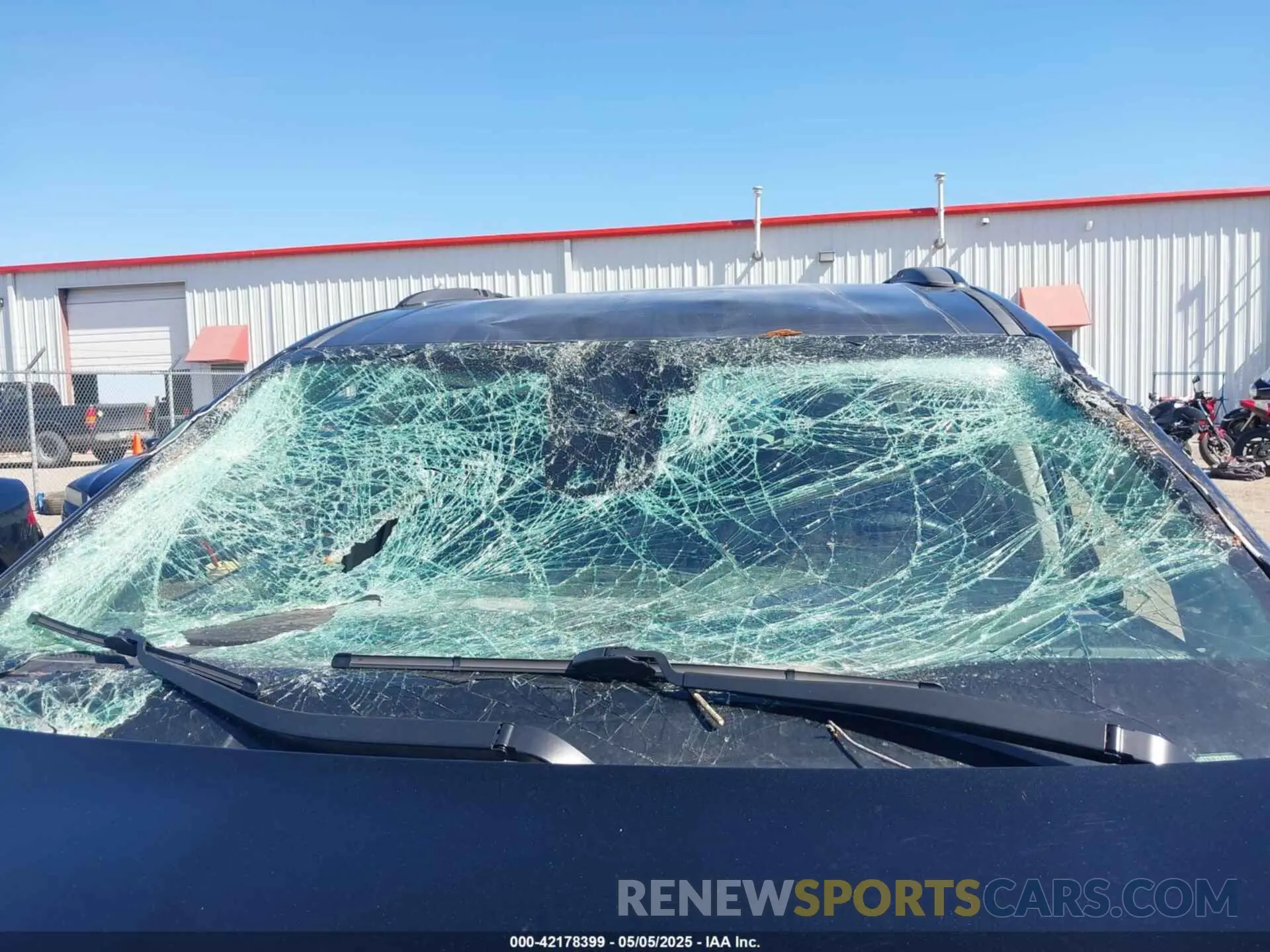 6 Photograph of a damaged car 2C4RC1BGXNR142495 CHRYSLER PACIFICA 2022