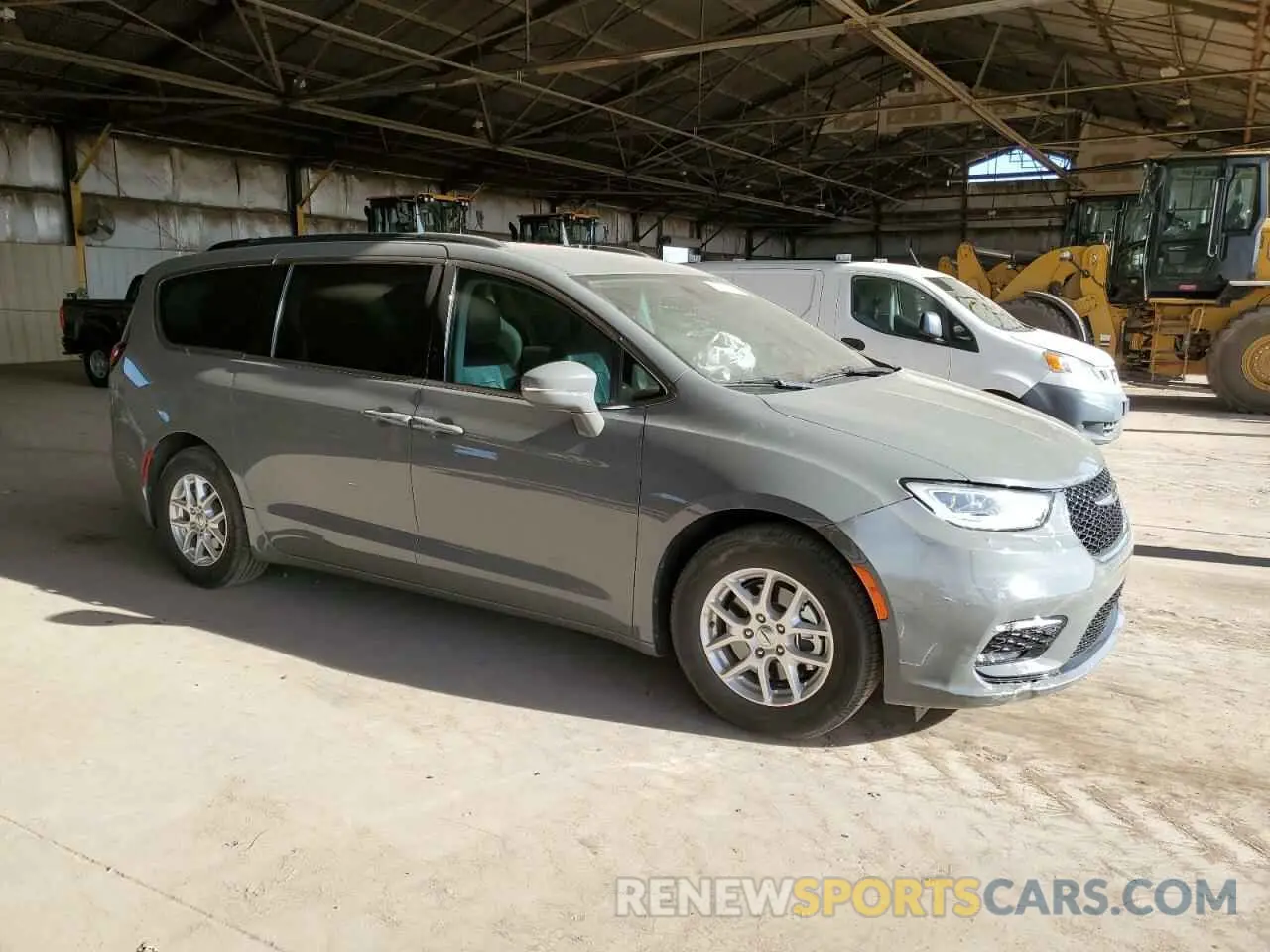 4 Photograph of a damaged car 2C4RC1BGXNR150211 CHRYSLER PACIFICA 2022