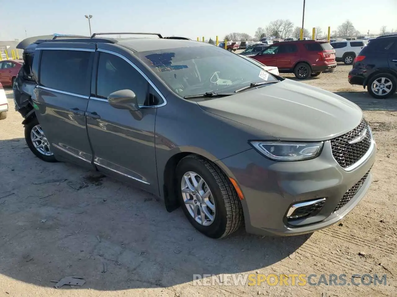 4 Photograph of a damaged car 2C4RC1BGXNR191227 CHRYSLER PACIFICA 2022