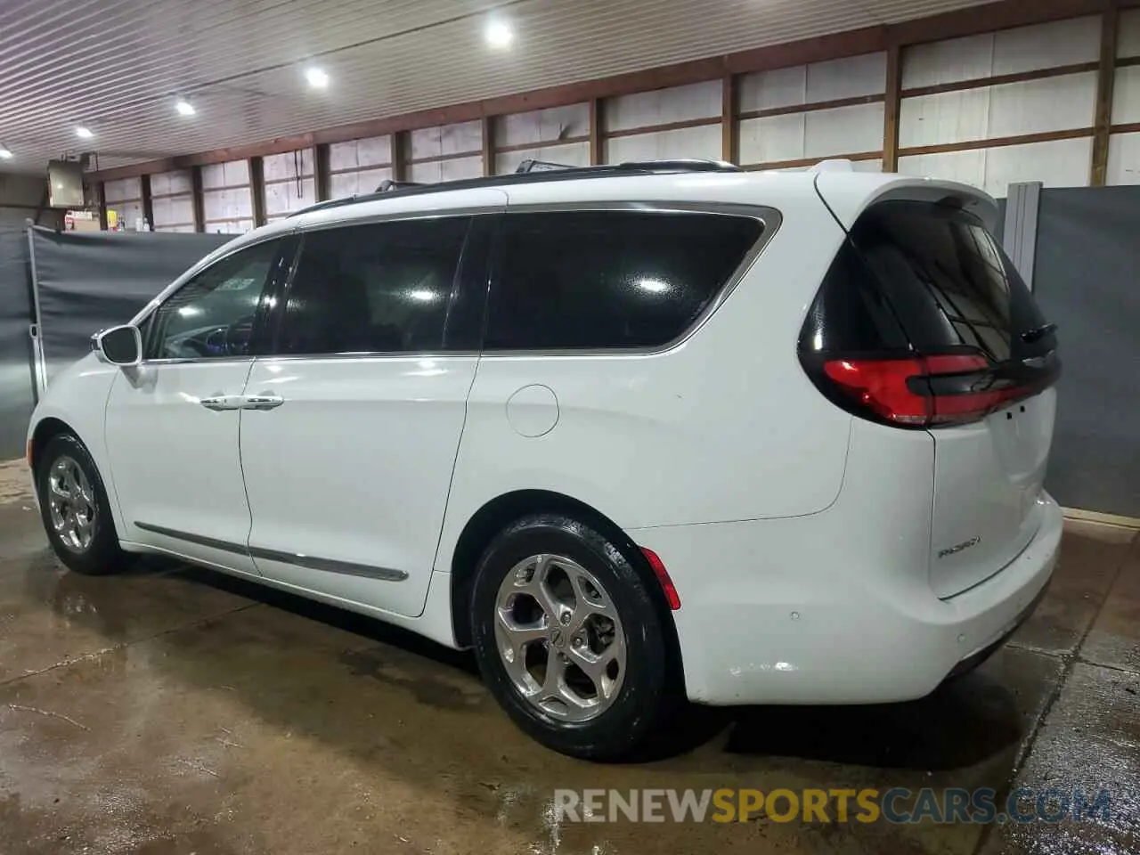 2 Photograph of a damaged car 2C4RC1GG0NR109594 CHRYSLER PACIFICA 2022
