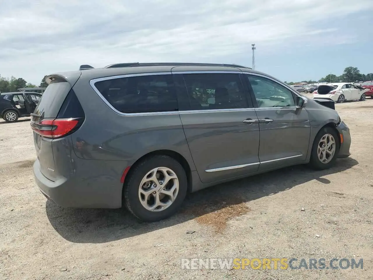 3 Photograph of a damaged car 2C4RC1GG3NR114854 CHRYSLER PACIFICA 2022