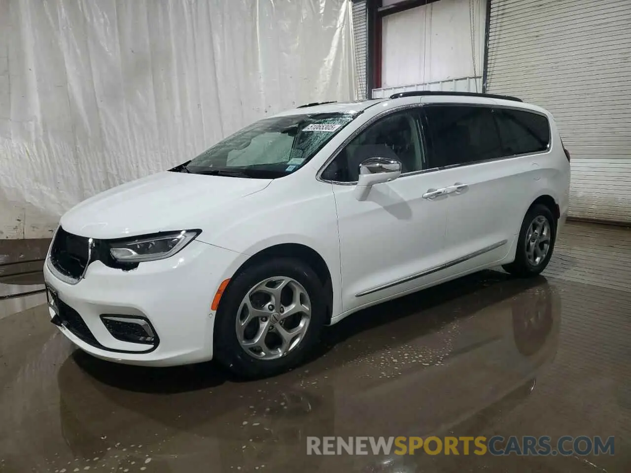 1 Photograph of a damaged car 2C4RC1GG6NR153535 CHRYSLER PACIFICA 2022