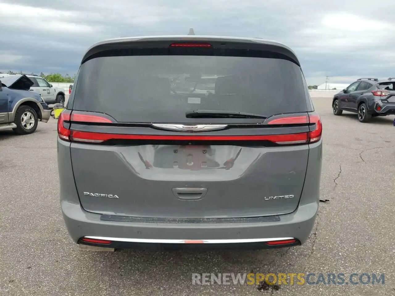 6 Photograph of a damaged car 2C4RC1GG8NR171034 CHRYSLER PACIFICA 2022