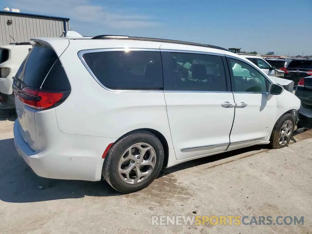 3 Photograph of a damaged car 2C4RC1GGXNR170127 CHRYSLER PACIFICA 2022