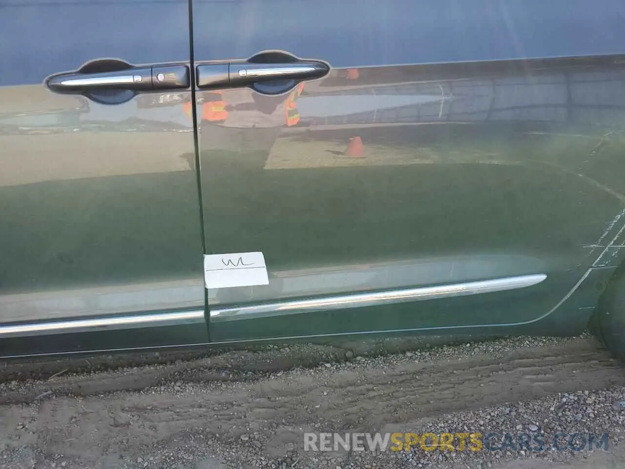 13 Photograph of a damaged car 2C4RC1GGXNR215860 CHRYSLER PACIFICA 2022