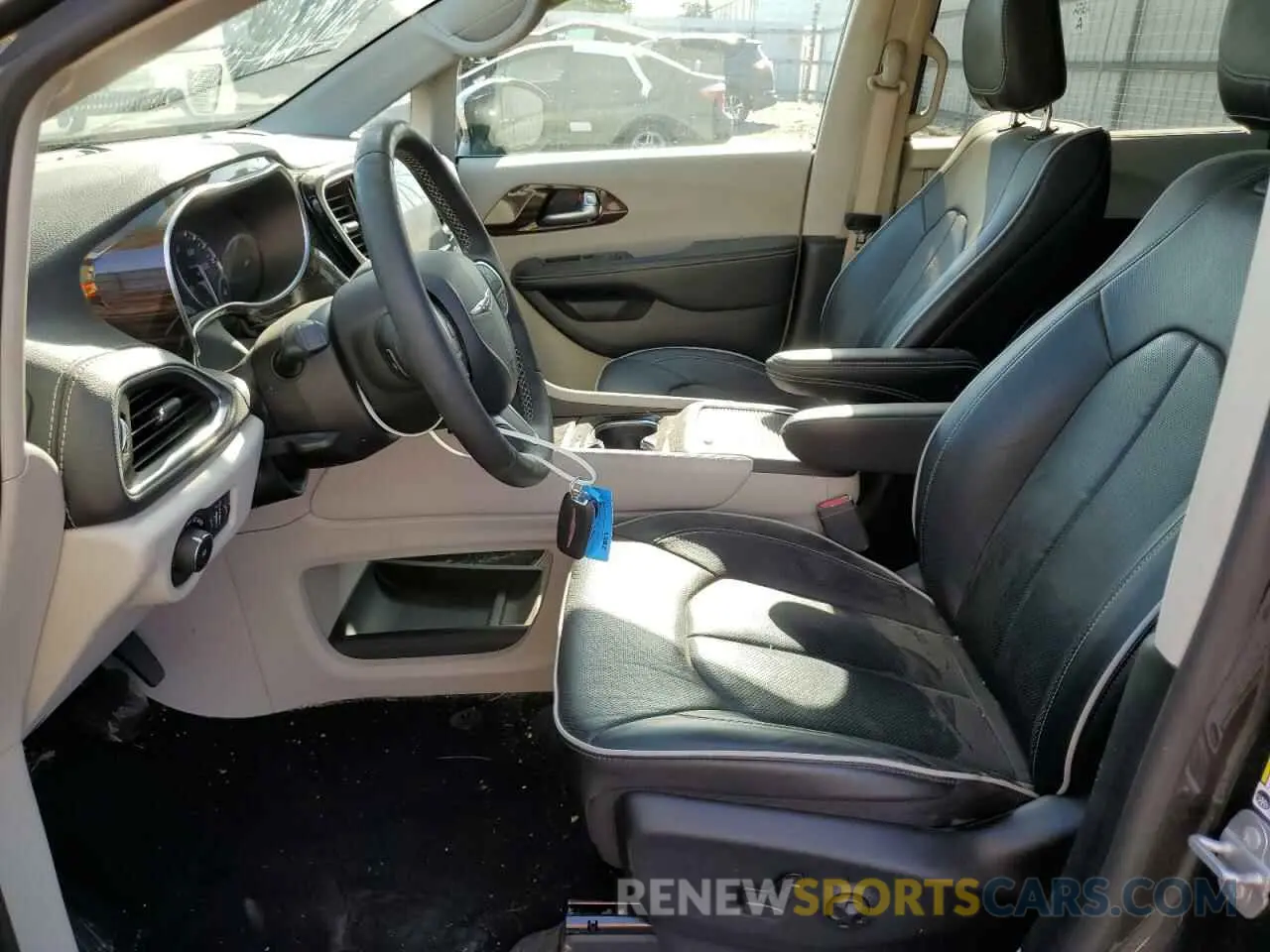 7 Photograph of a damaged car 2C4RC1GGXNR215860 CHRYSLER PACIFICA 2022
