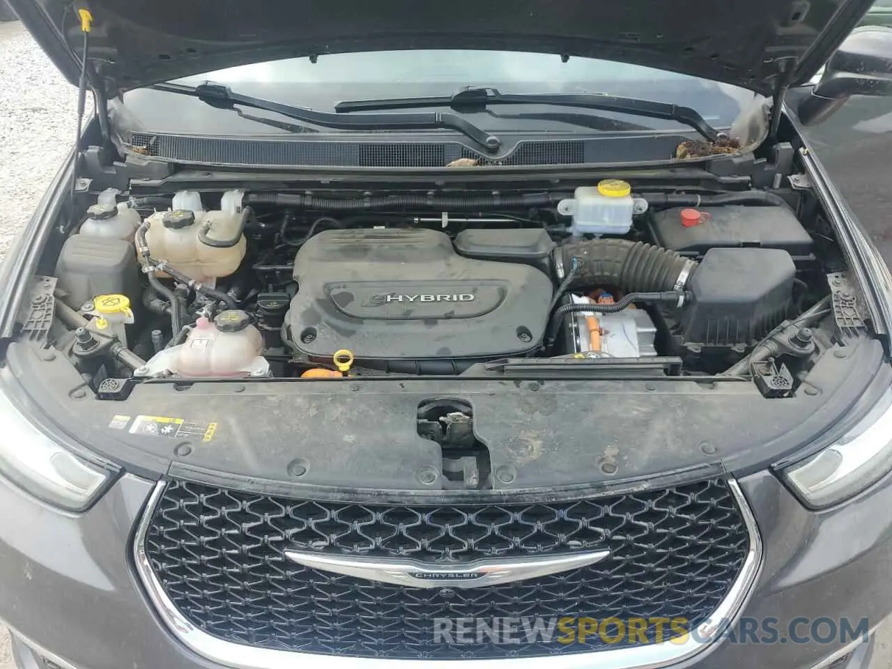 12 Photograph of a damaged car 2C4RC1L7XNR161269 CHRYSLER PACIFICA 2022