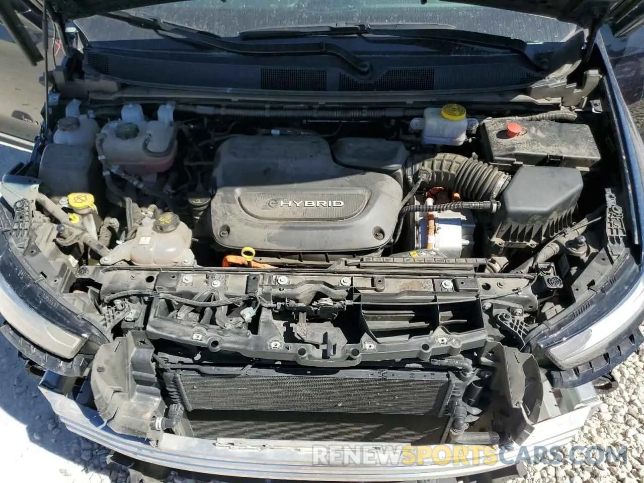 11 Photograph of a damaged car 2C4RC1N79NR120399 CHRYSLER PACIFICA 2022
